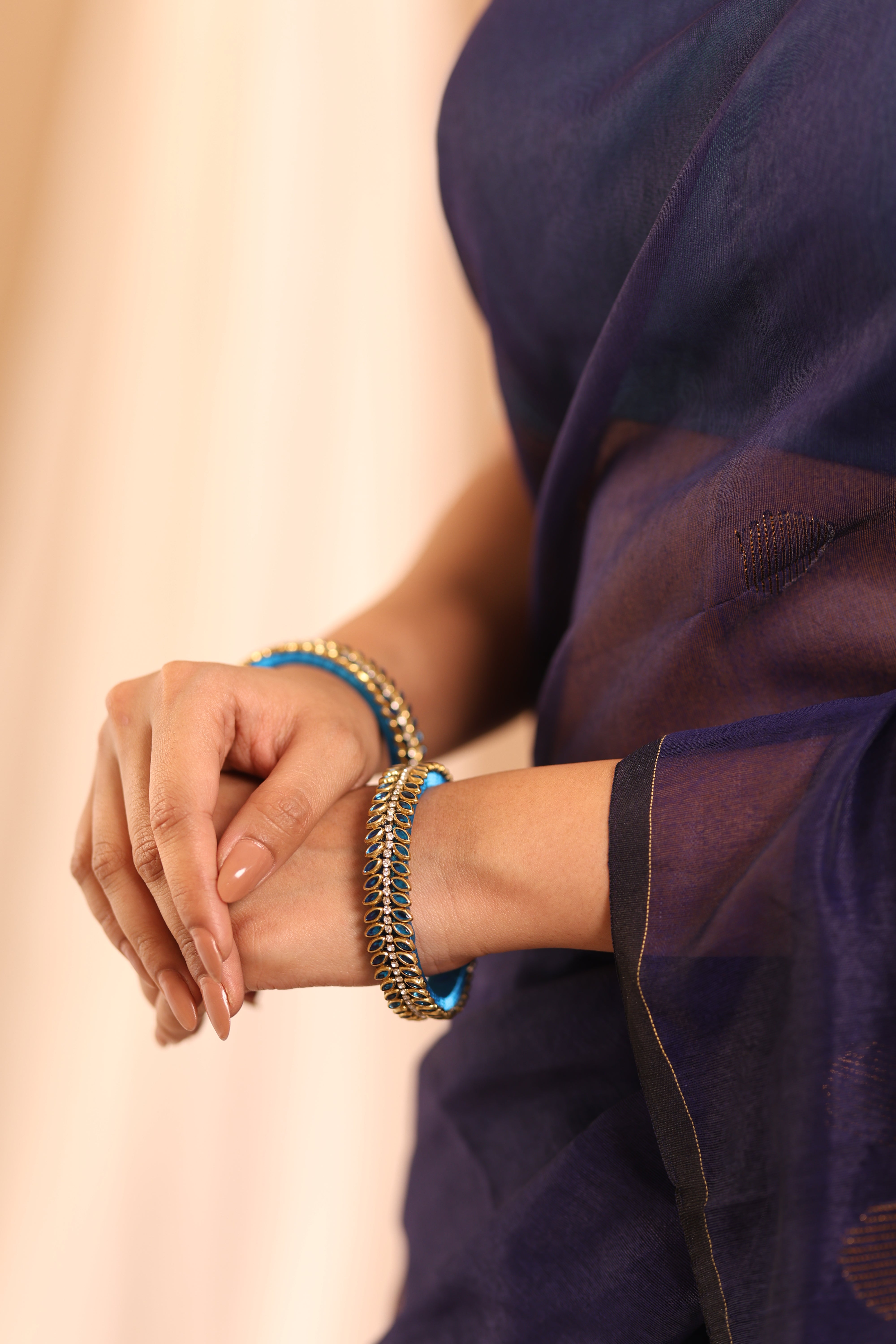 ANIKSHYA HANDMADE TEAL BLUE AND WHITE KUNDAN BANGLE VH011