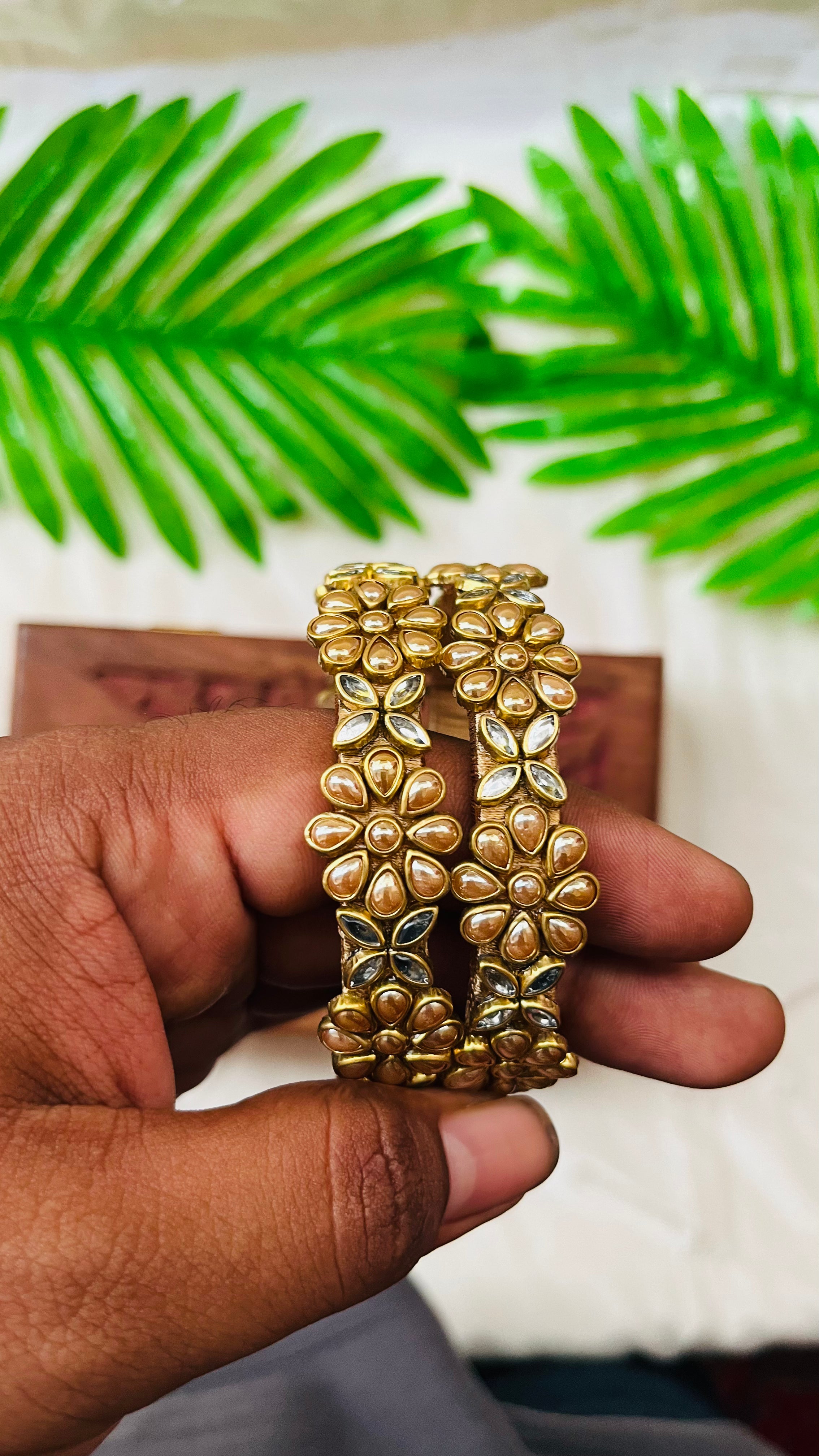 ANIKSHYA HANDMADE GOLD PEARL AND WHITE KUNDAN BANGLE VH013