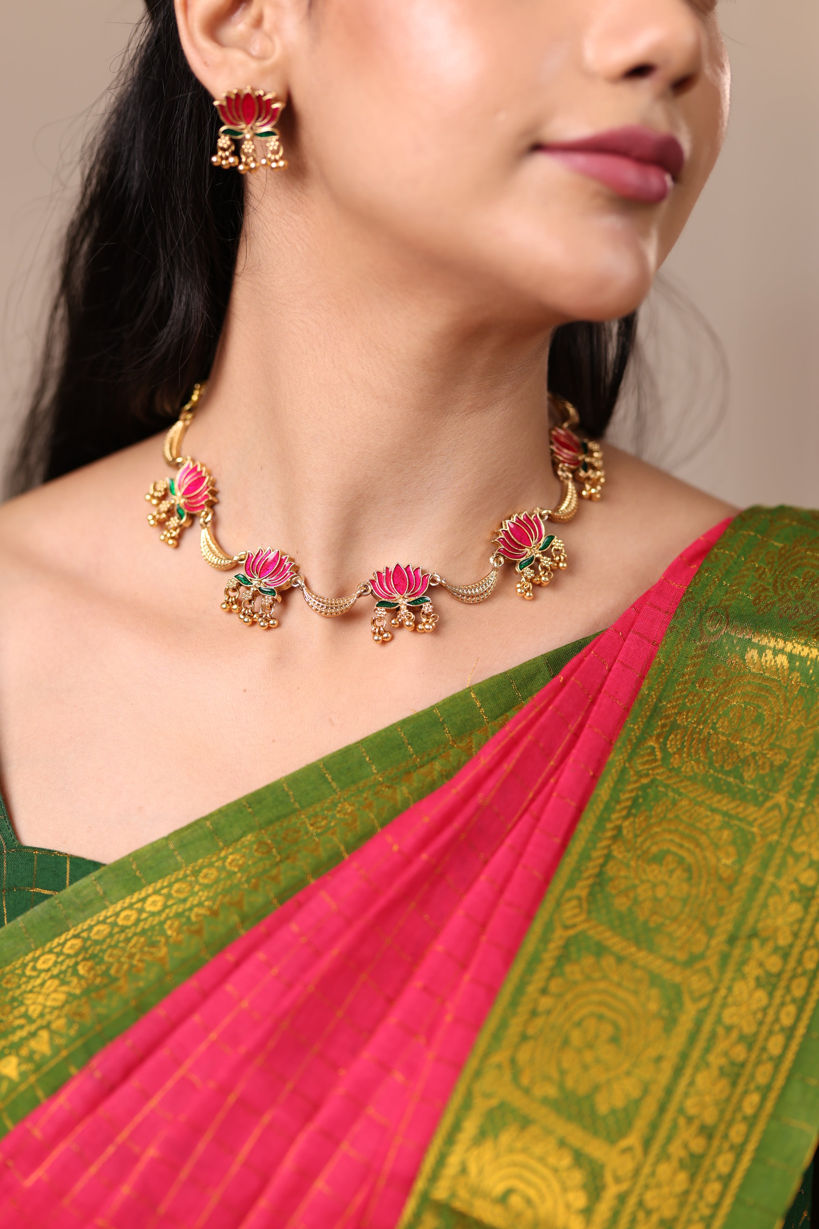 Manju Lotus Choker