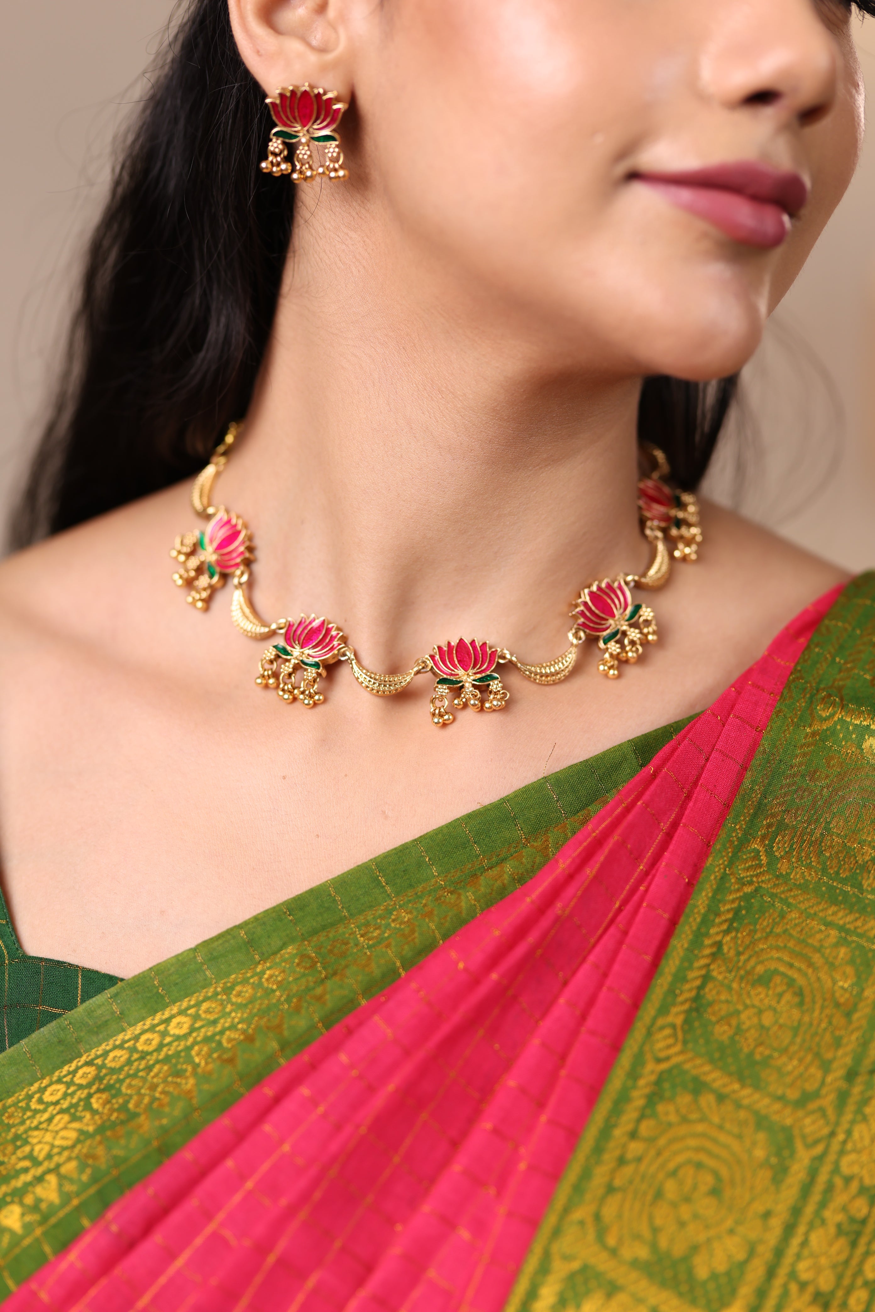 Manju Lotus Choker