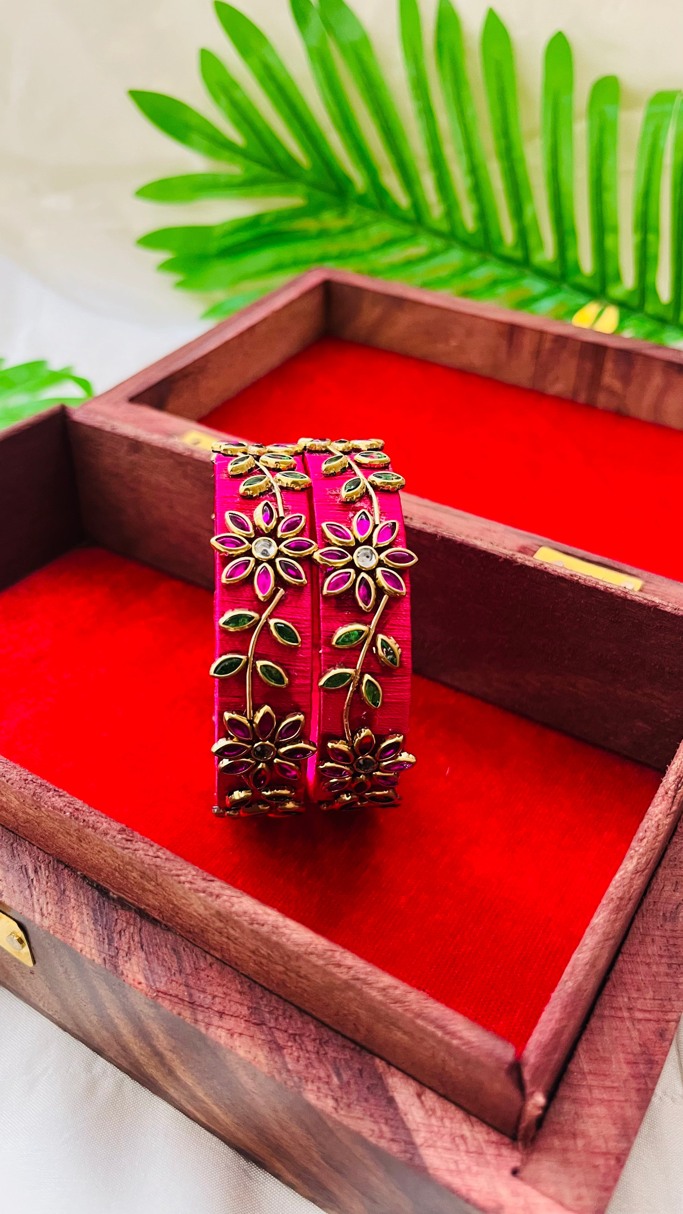 ANIKSHYA HANDMADE PINK AND GREEN KUNDAN BANGLE VH005