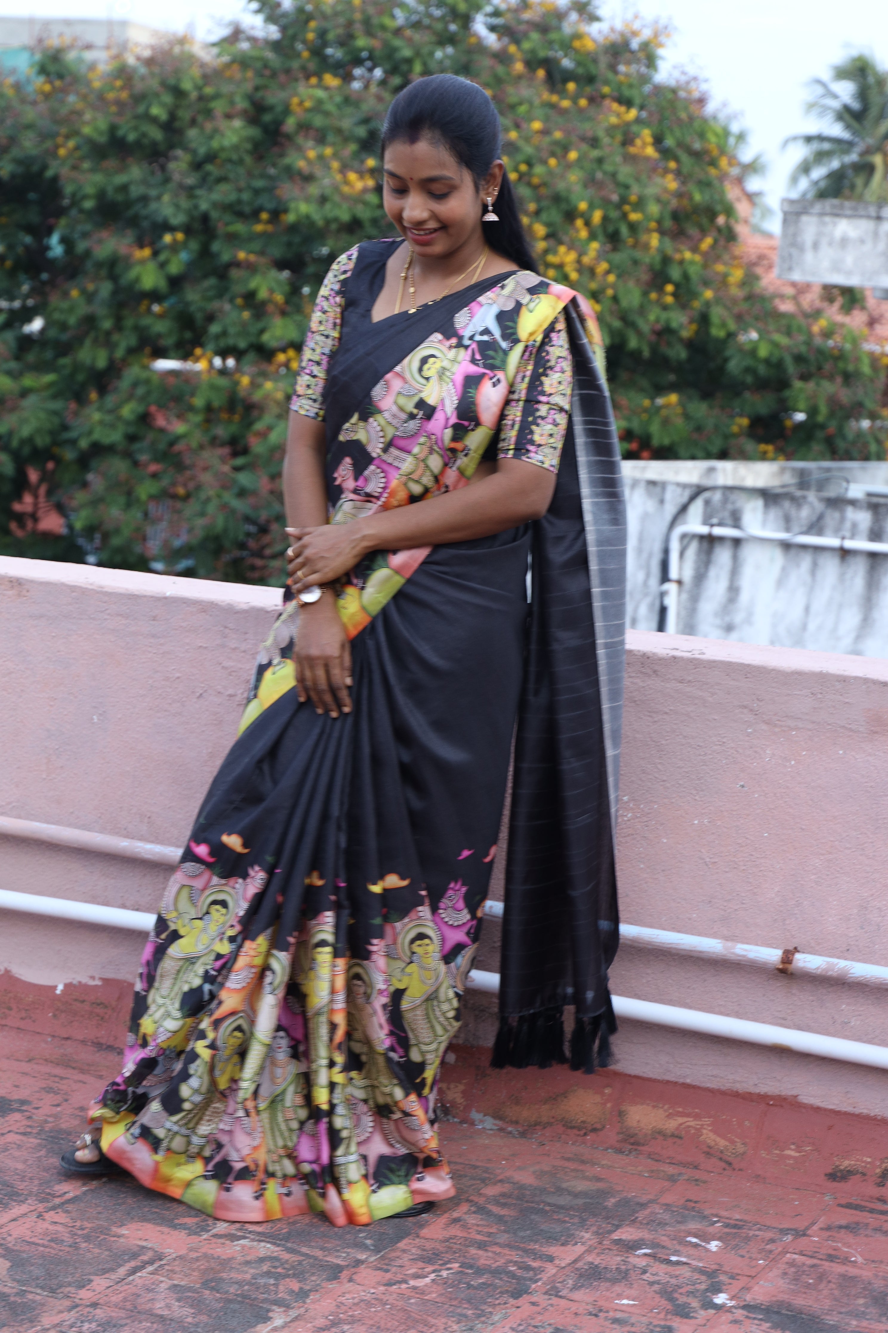 Black pichwai Tussar saree ABD25AP87
