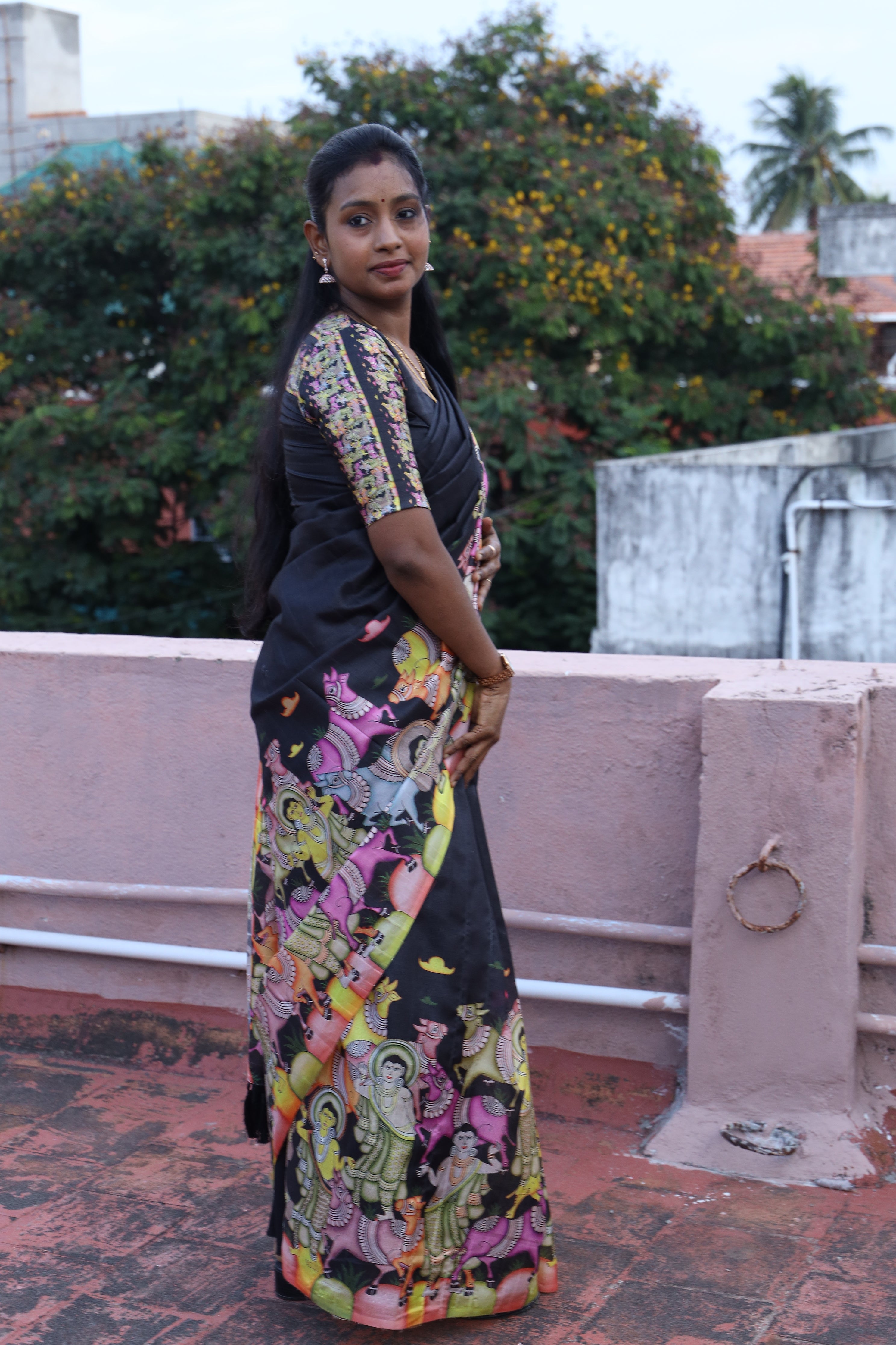 Black pichwai Tussar saree ABD25AP87