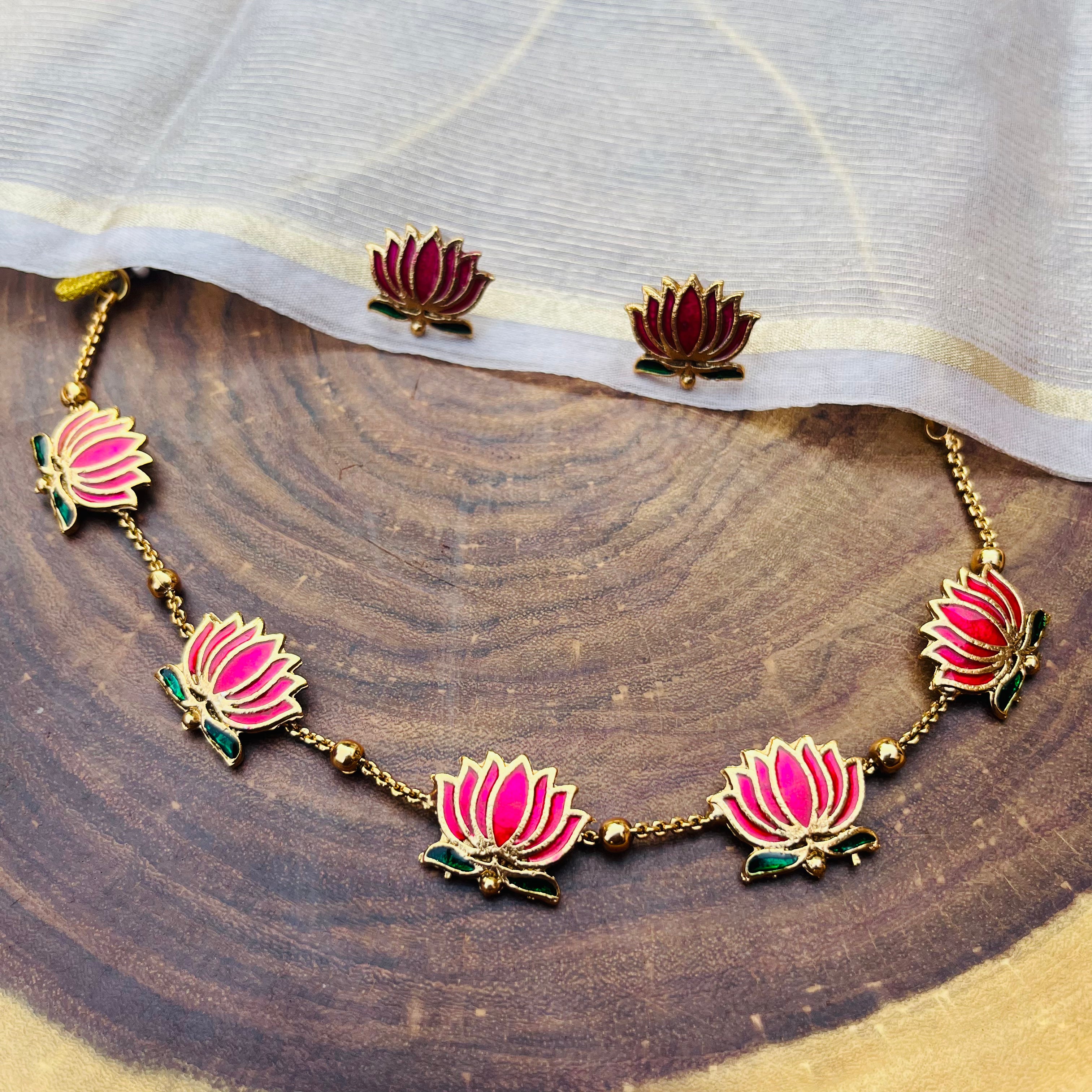 AB Lotus charm chain