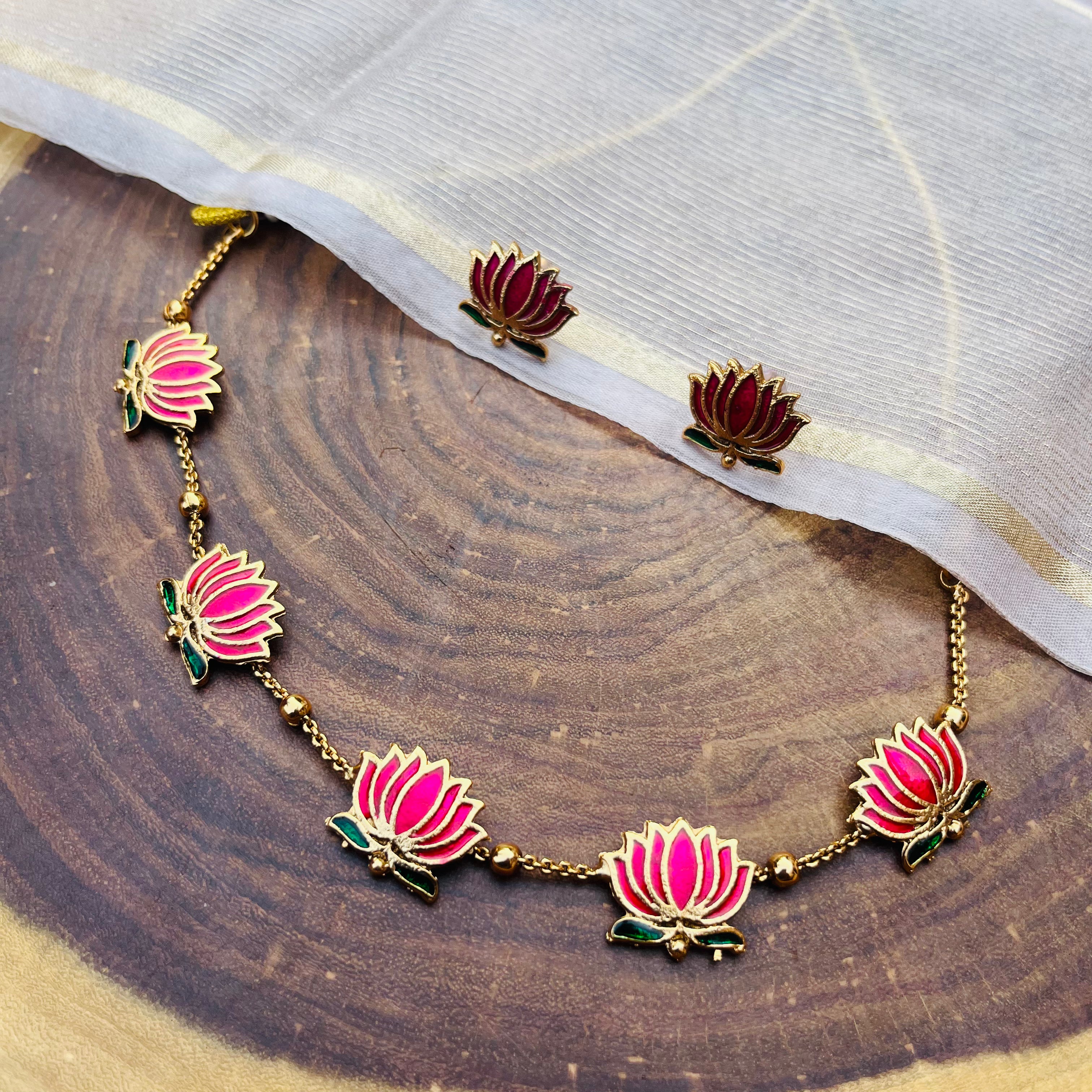 AB Lotus charm chain