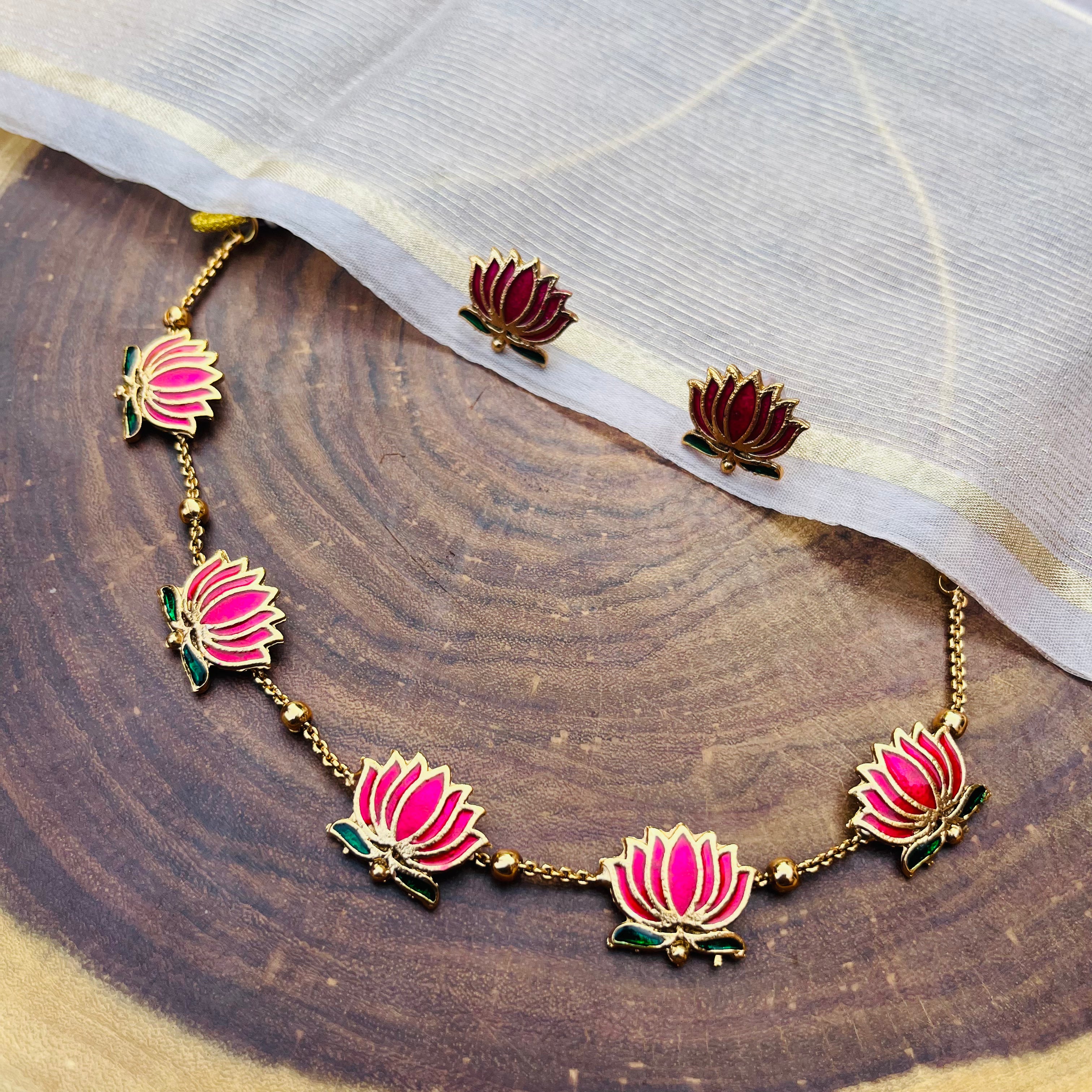 AB Lotus charm chain