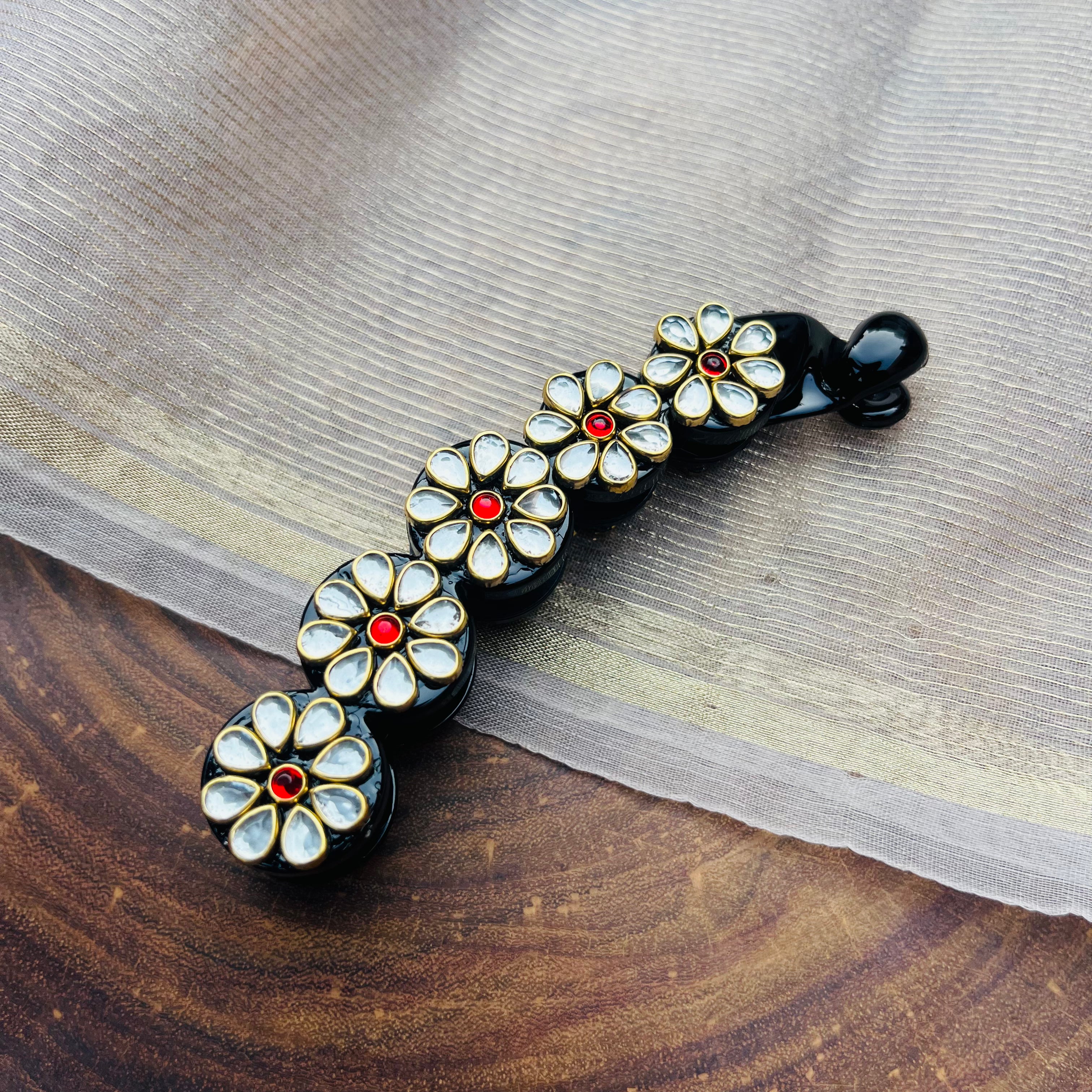 AB Handmade White tear drop kundan Banana clip