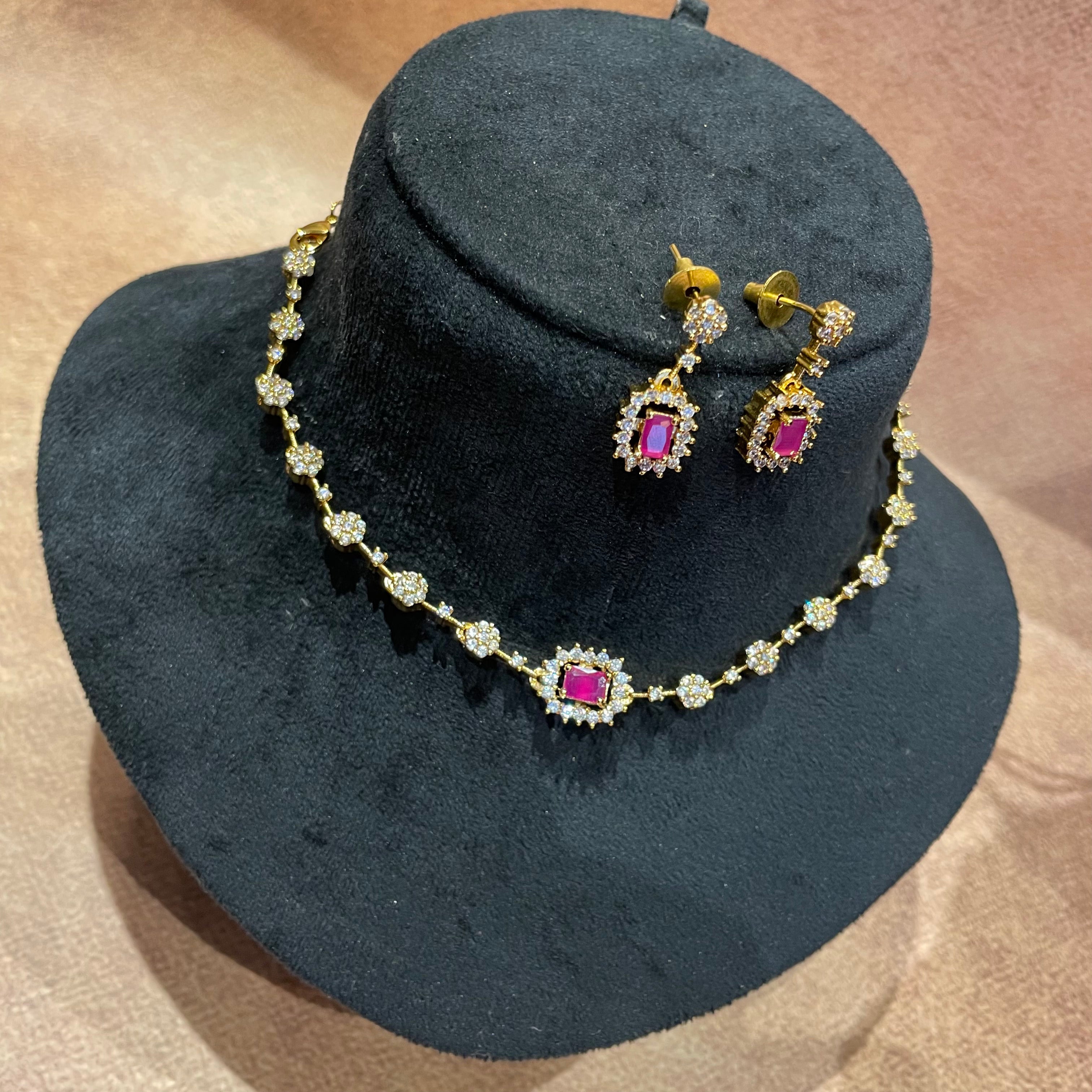 Ruby white AD necklace