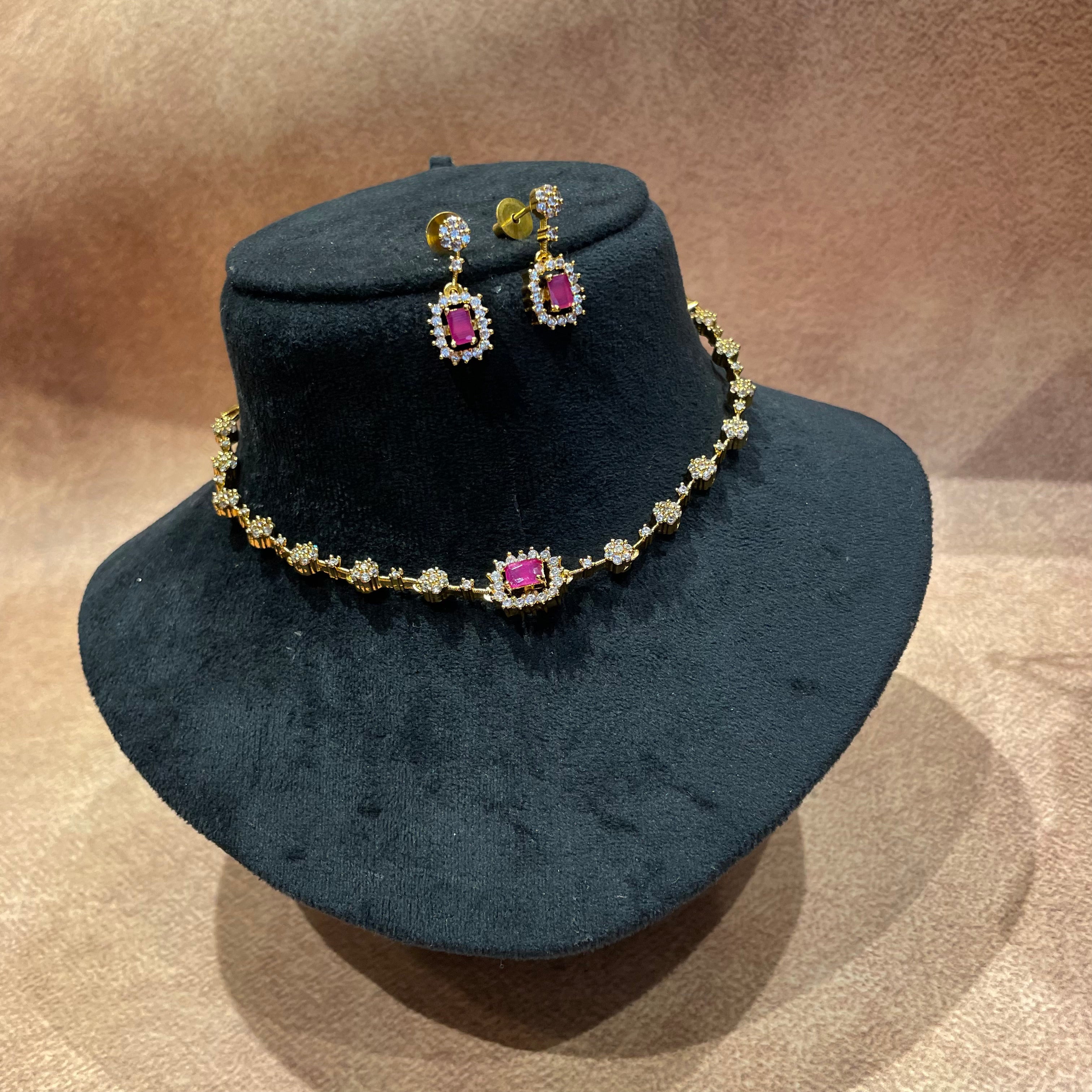 Ruby white AD necklace