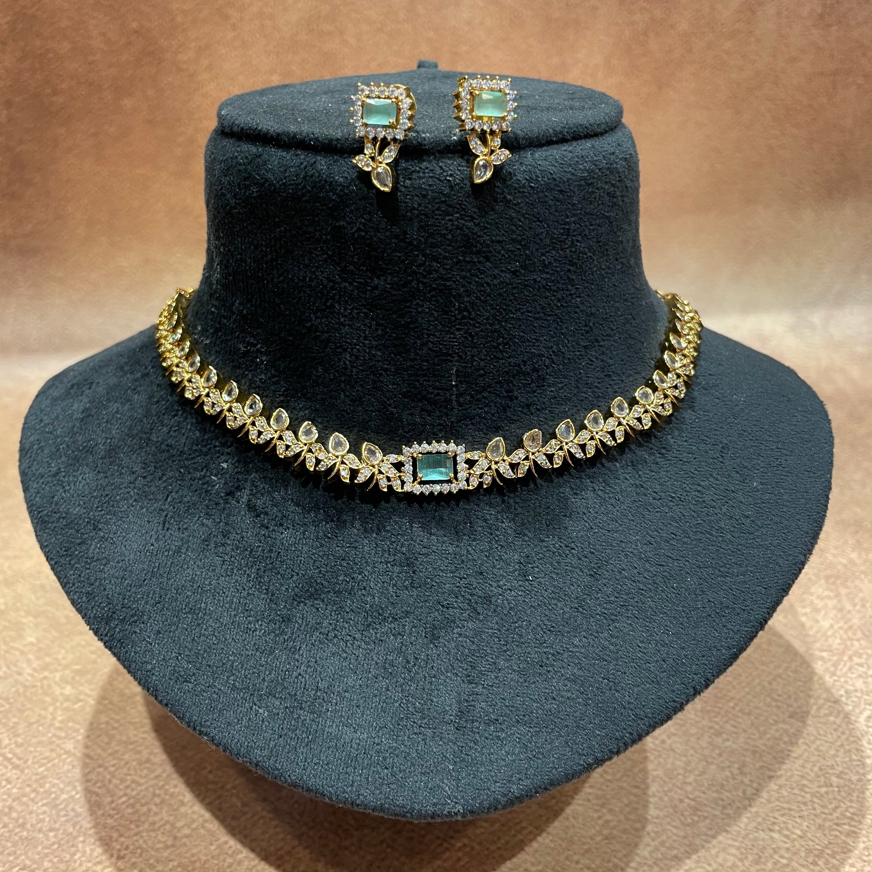 Pastel Greeen Leaf Necklace