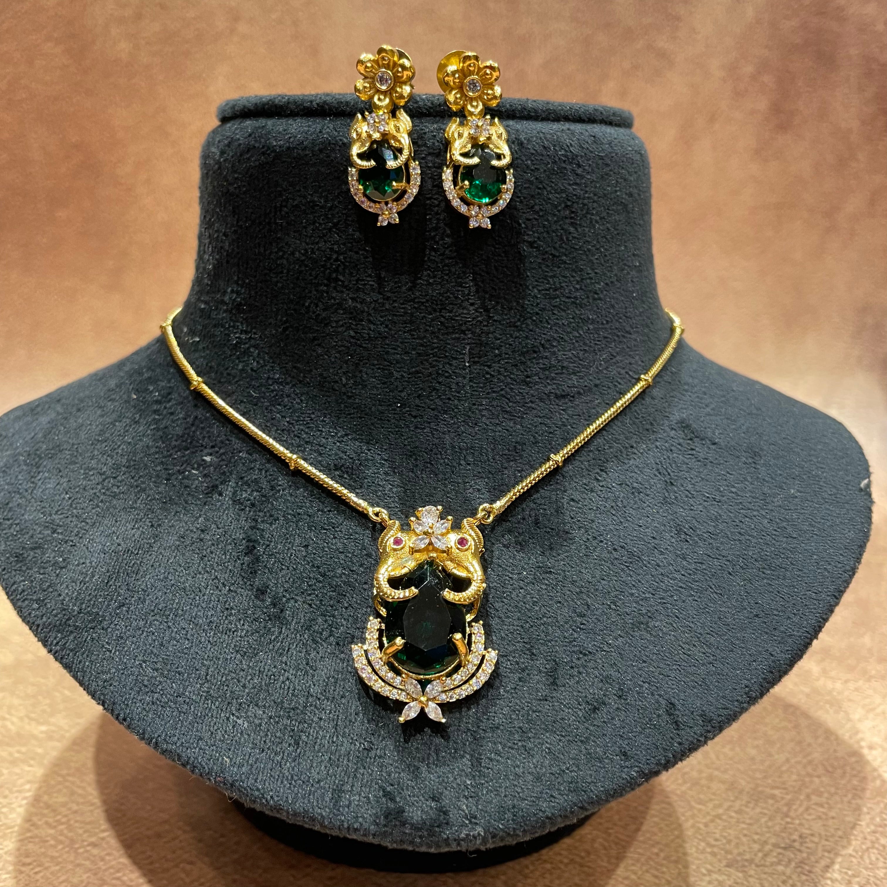 Anika Emerald Pendant Necklace