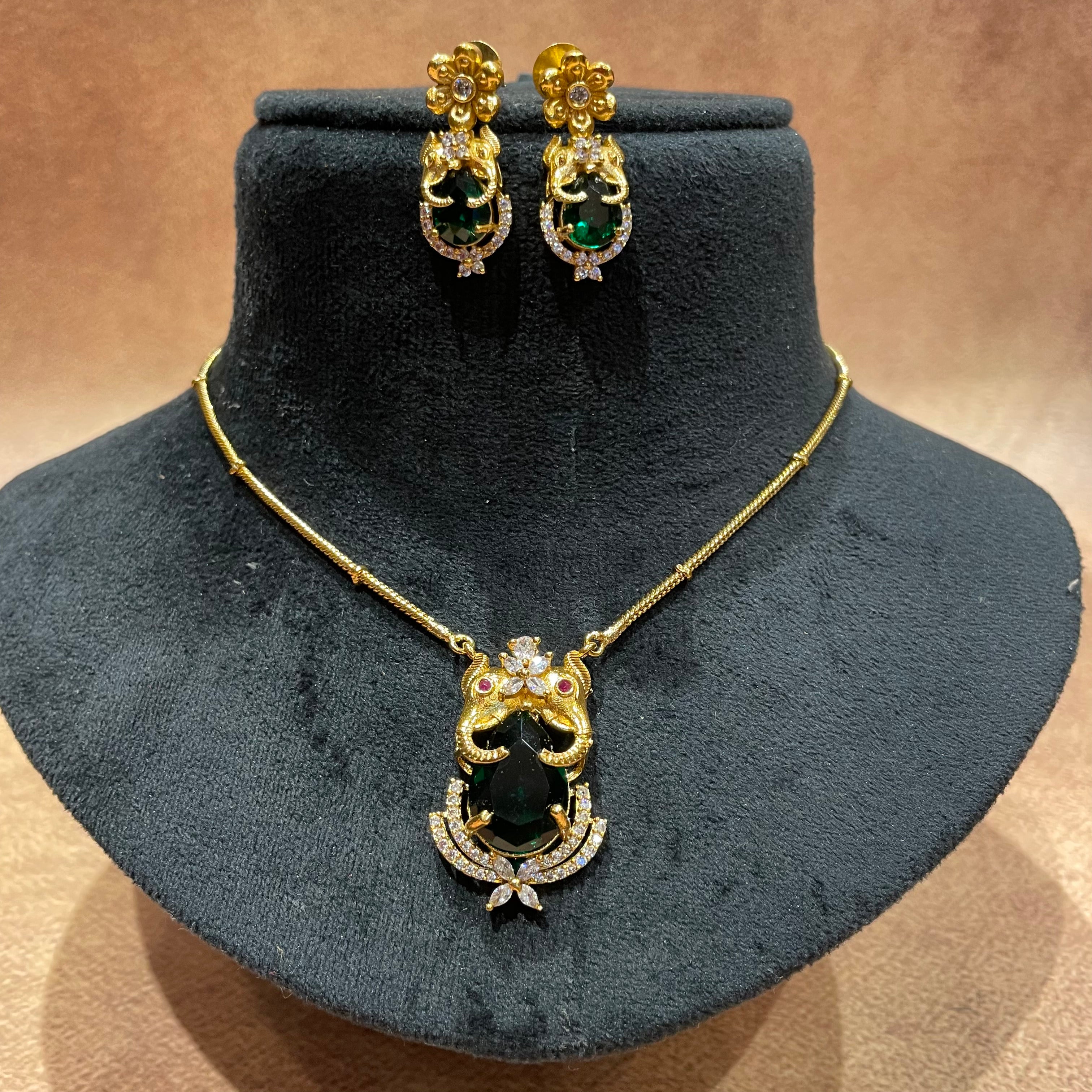 Anika Emerald Pendant Necklace