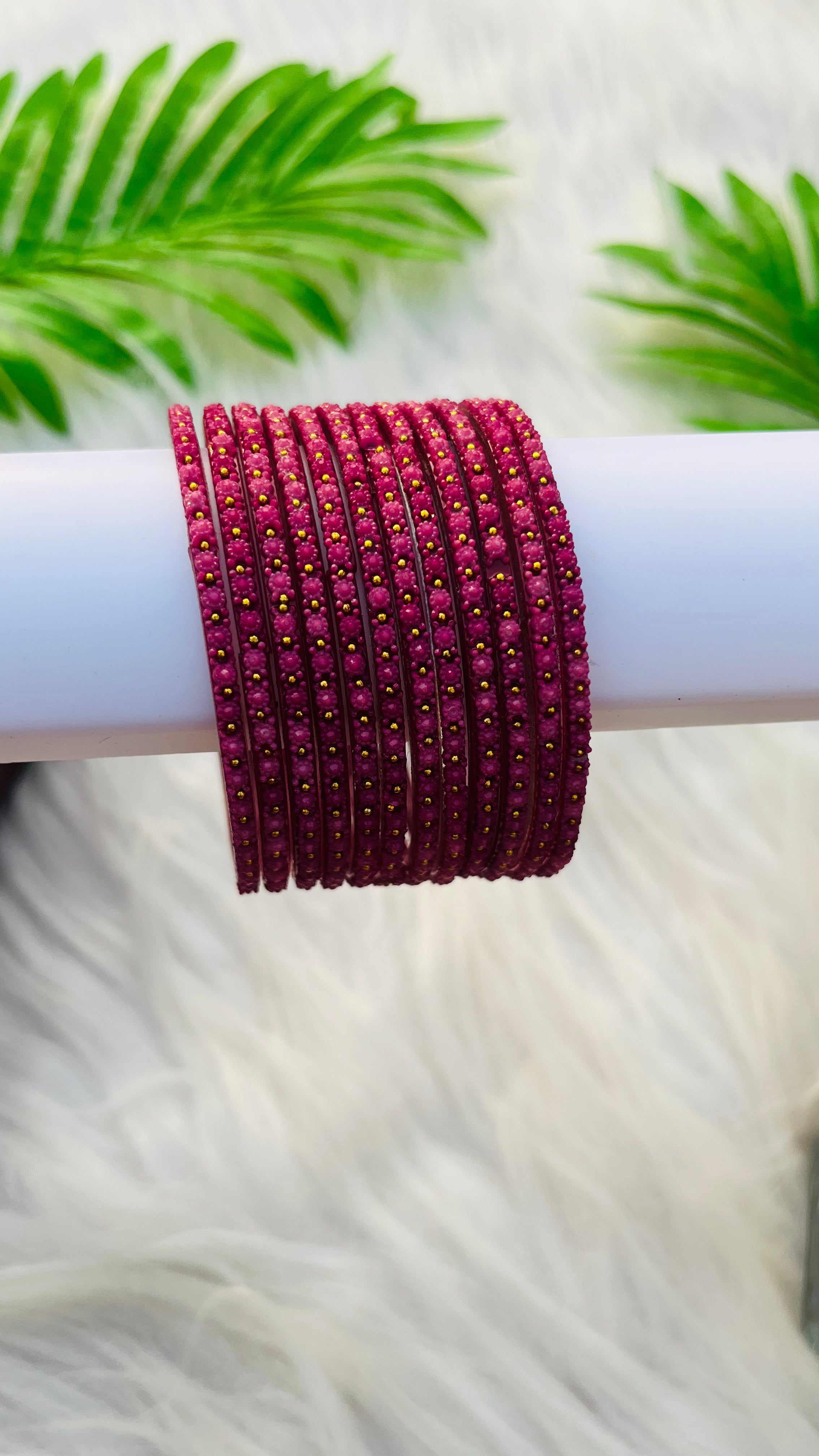 ANIKSHYA SITAARA GLASS BANGLE VH040
