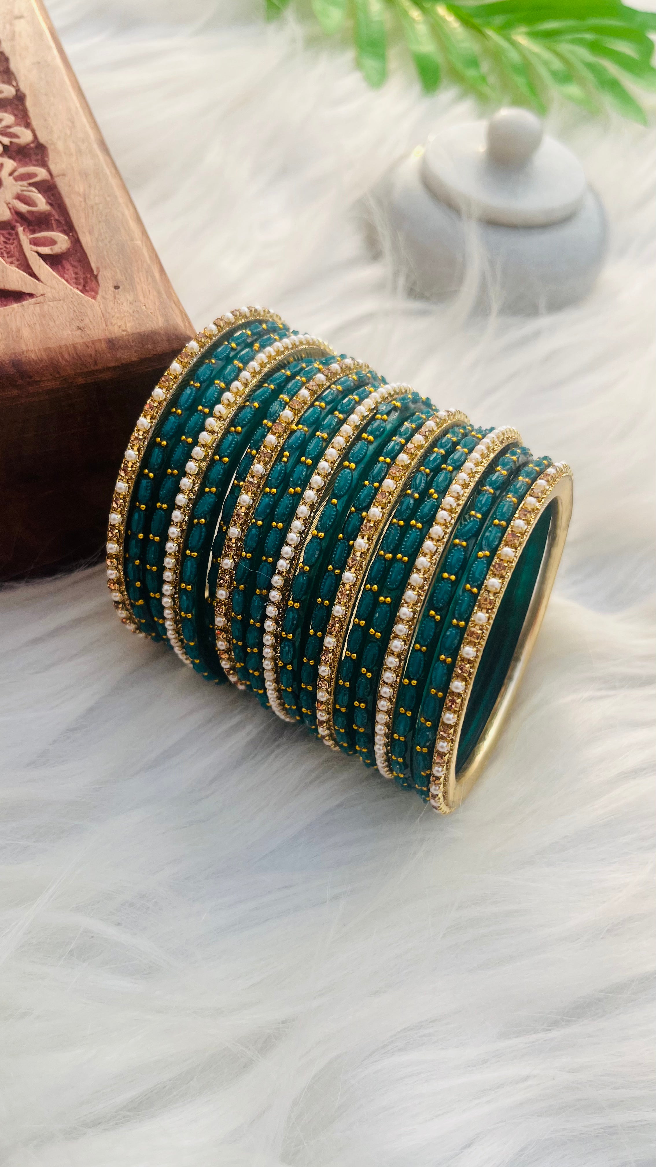 ANIKSHYA GREEN GLASS BANGLE AND GOLD PEARL METAL BANGLE VH043