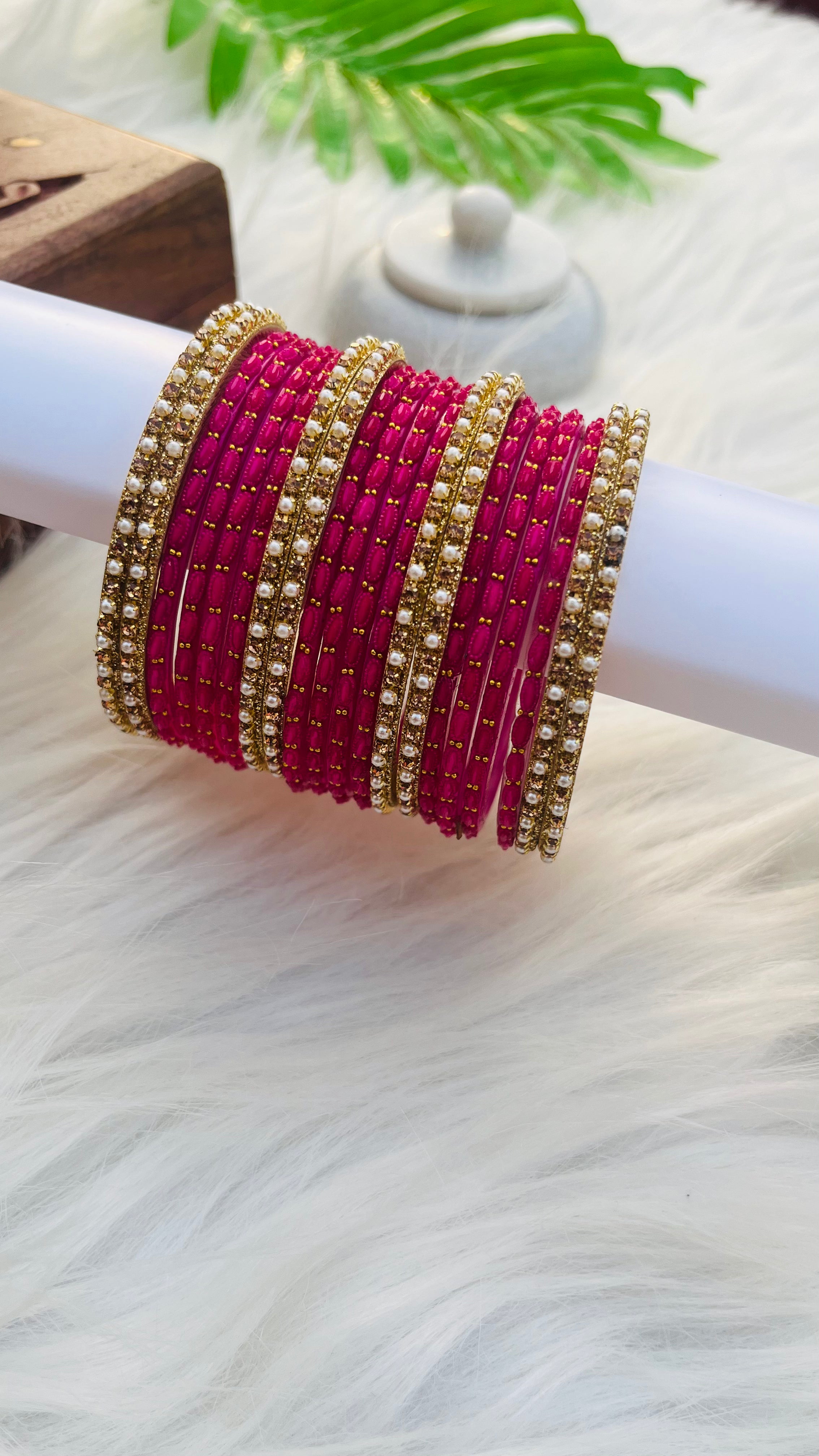 ANIKSHYA PINK GLASS BANGLE AND GOLD PEARL METAL BANGLE VH044