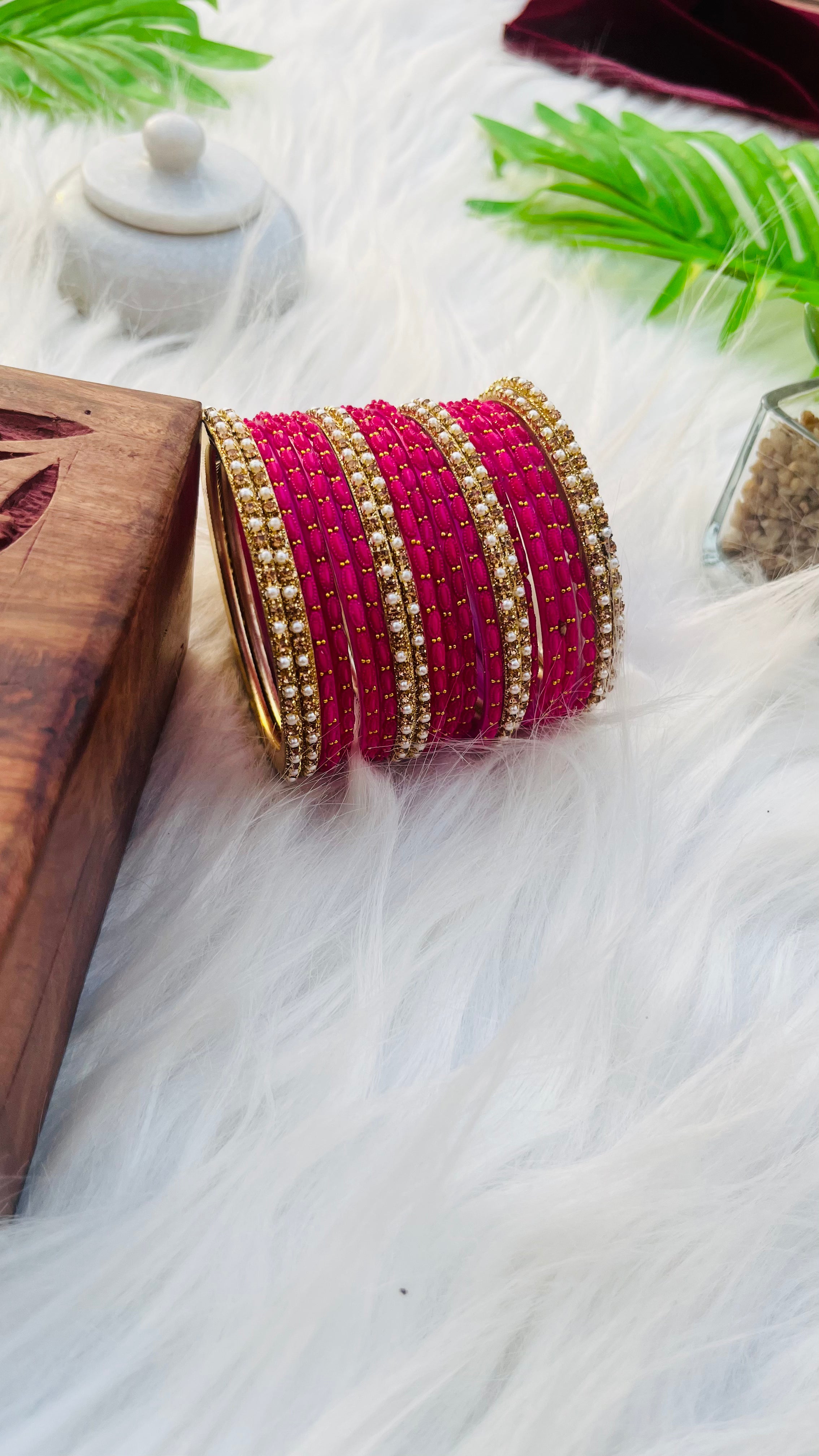 ANIKSHYA PINK GLASS BANGLE AND GOLD PEARL METAL BANGLE VH044