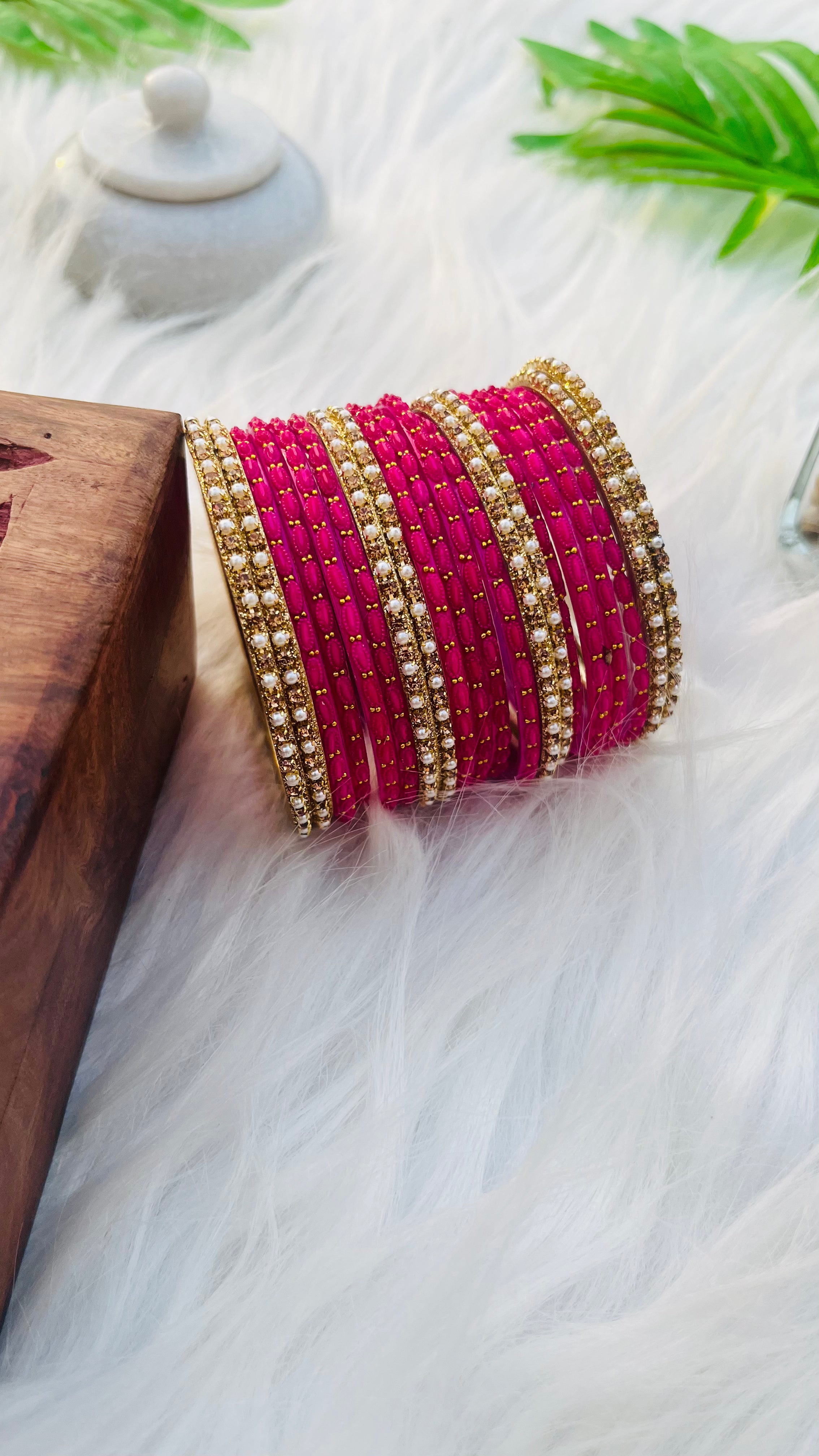 ANIKSHYA PINK GLASS BANGLE AND GOLD PEARL METAL BANGLE VH044
