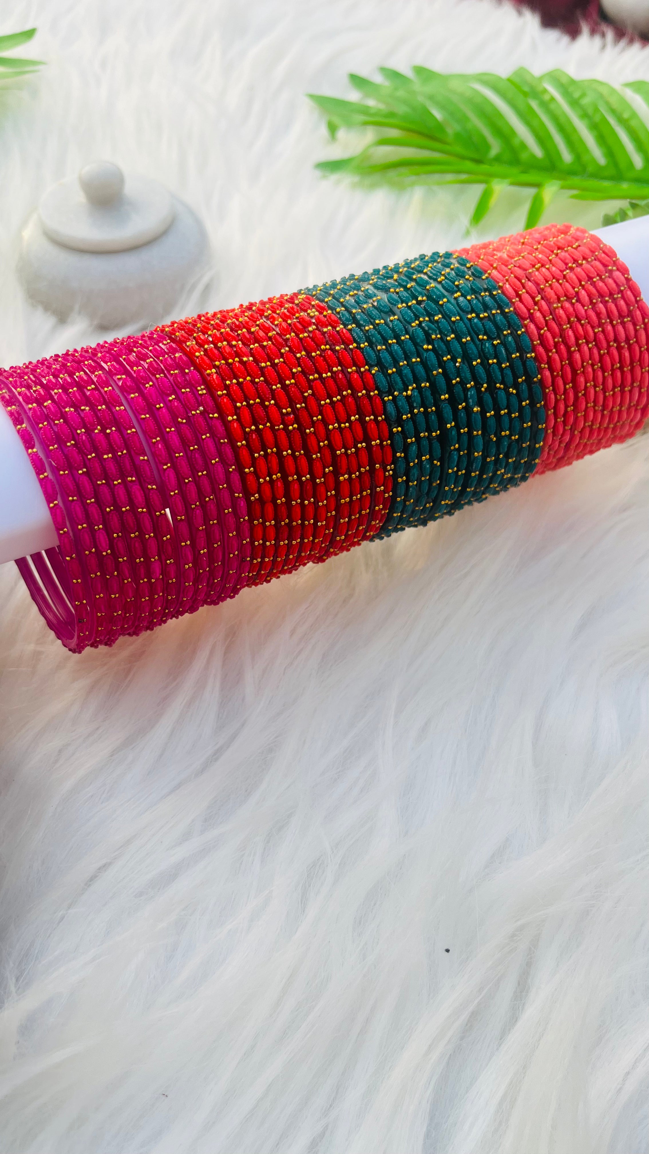 ANIKSHYA GLASS BANGLE COMBO_2 VH061