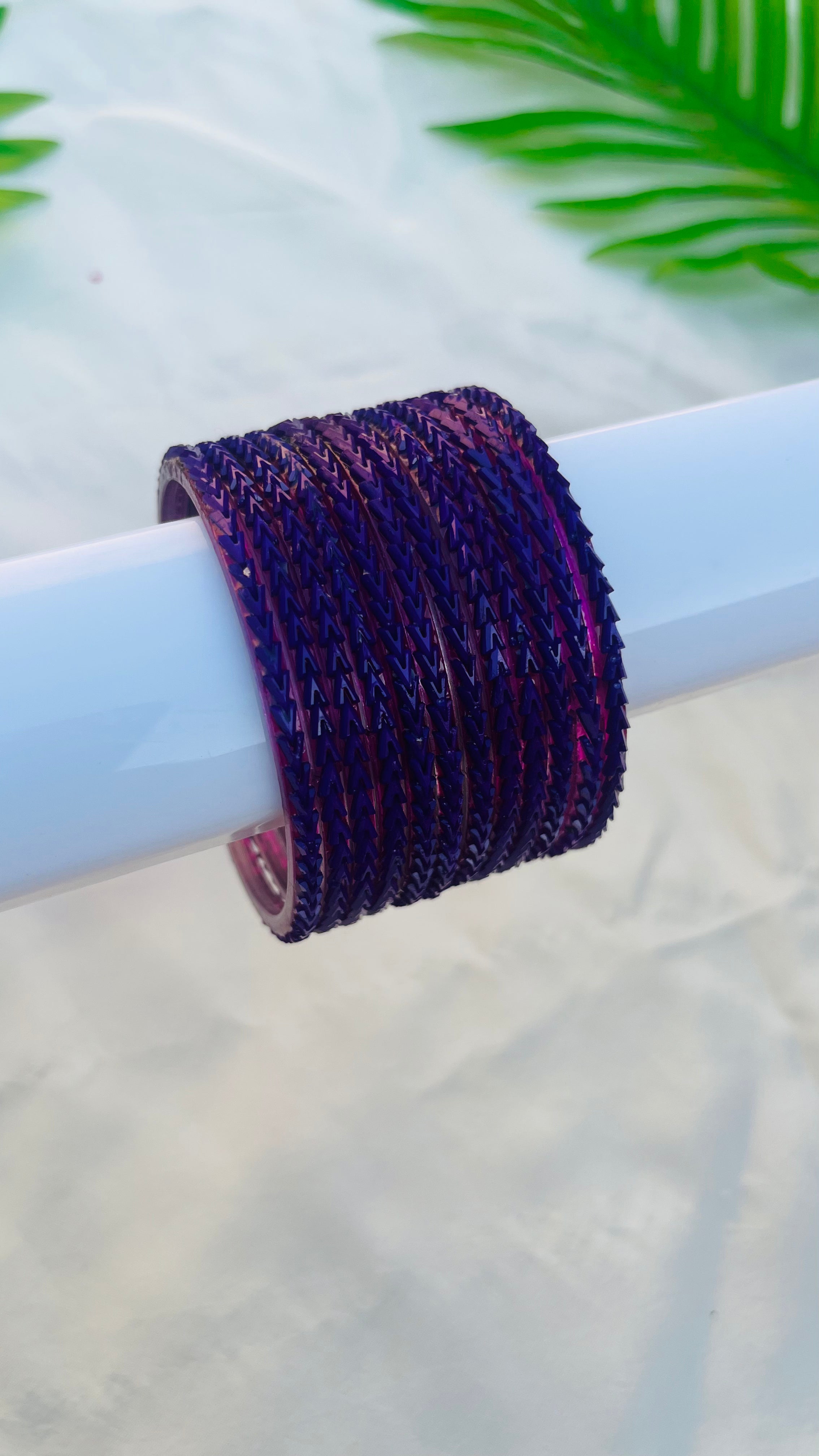ANIKSHYA VIOLET GLASS BANGLE VH057