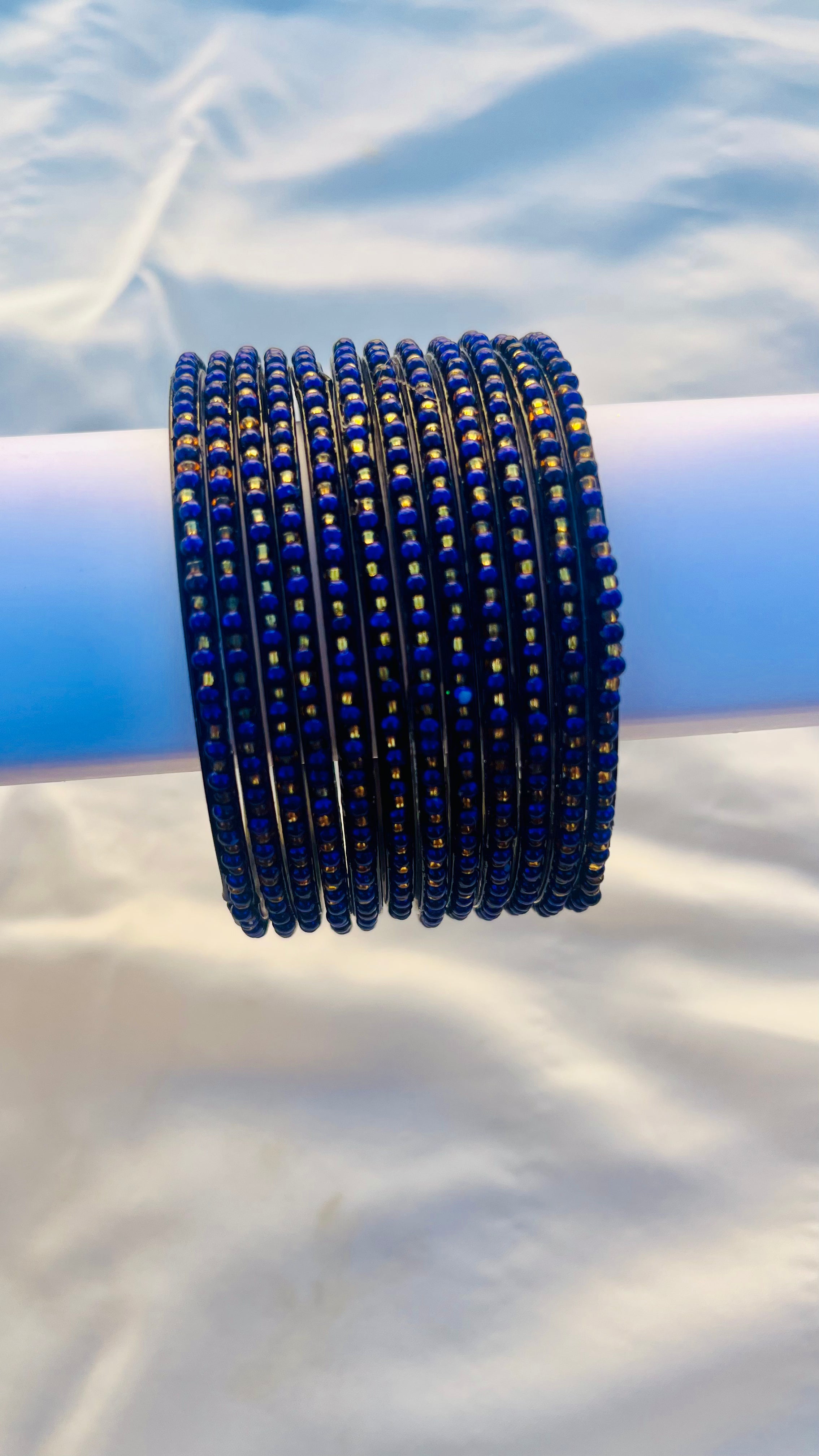 ANIKSHYA NAVY BLUE GLASS BANGLE VH067