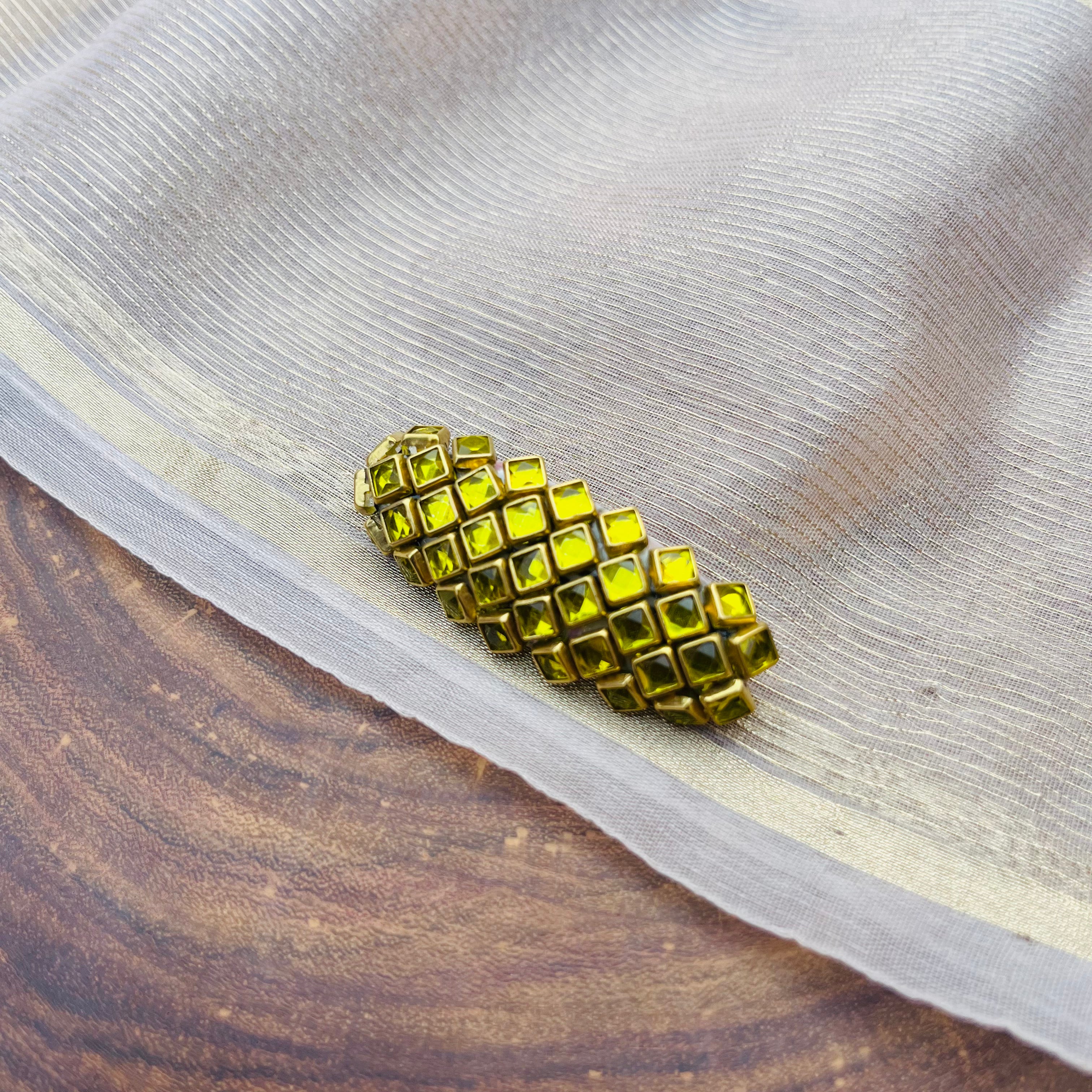 AB Mehendi green kundan Handmade saree pin