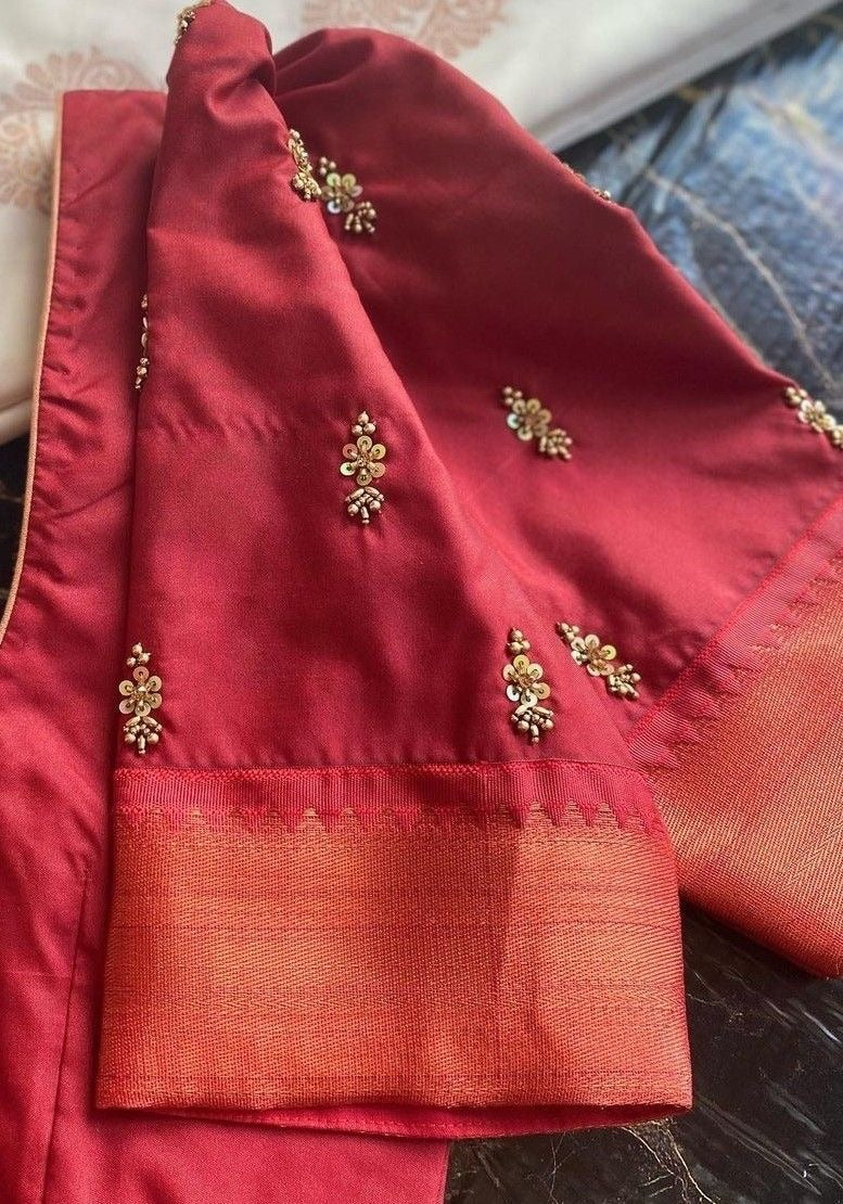 RD 002- Scattered Buttas only on sleeve