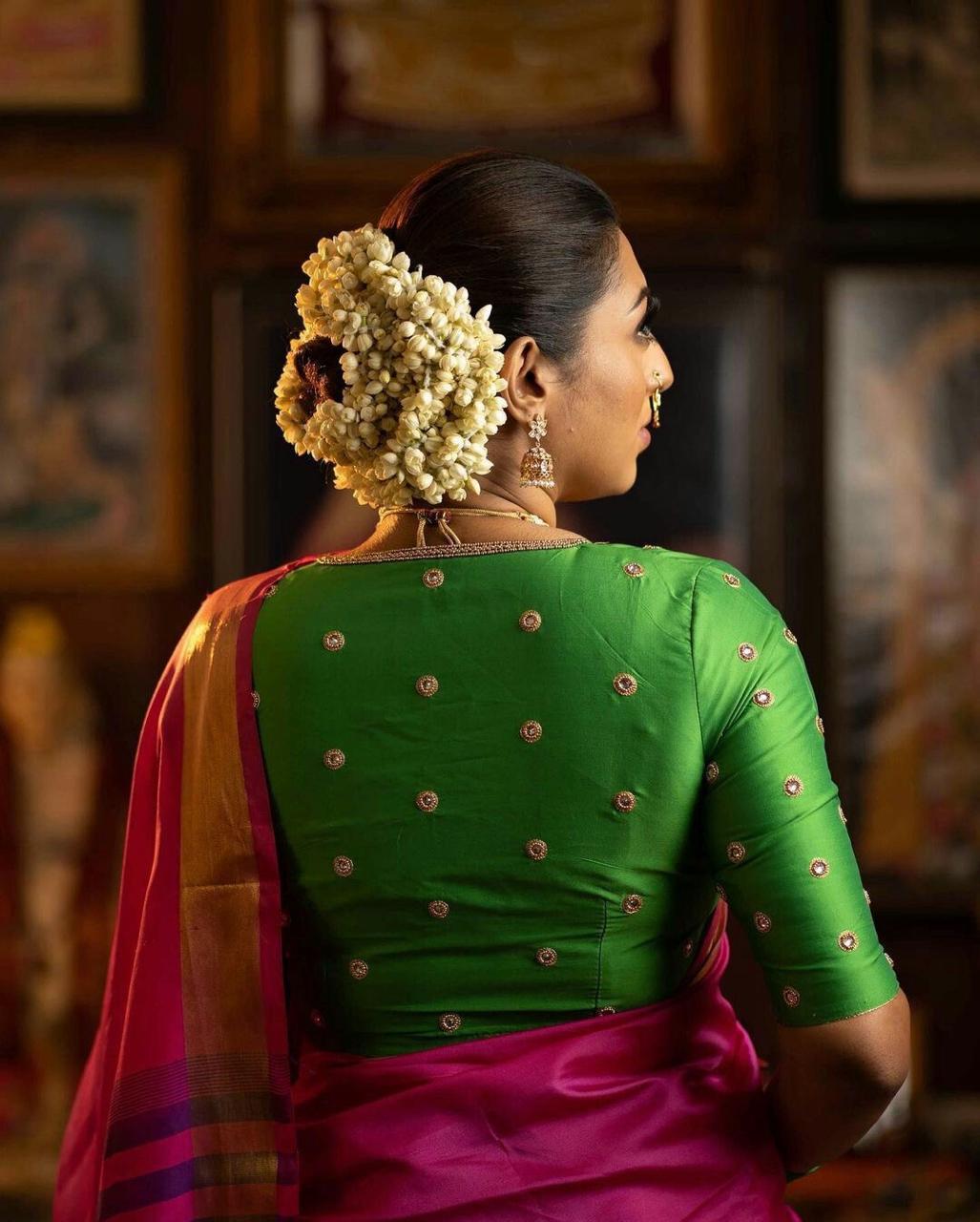 Green scattered Blouse