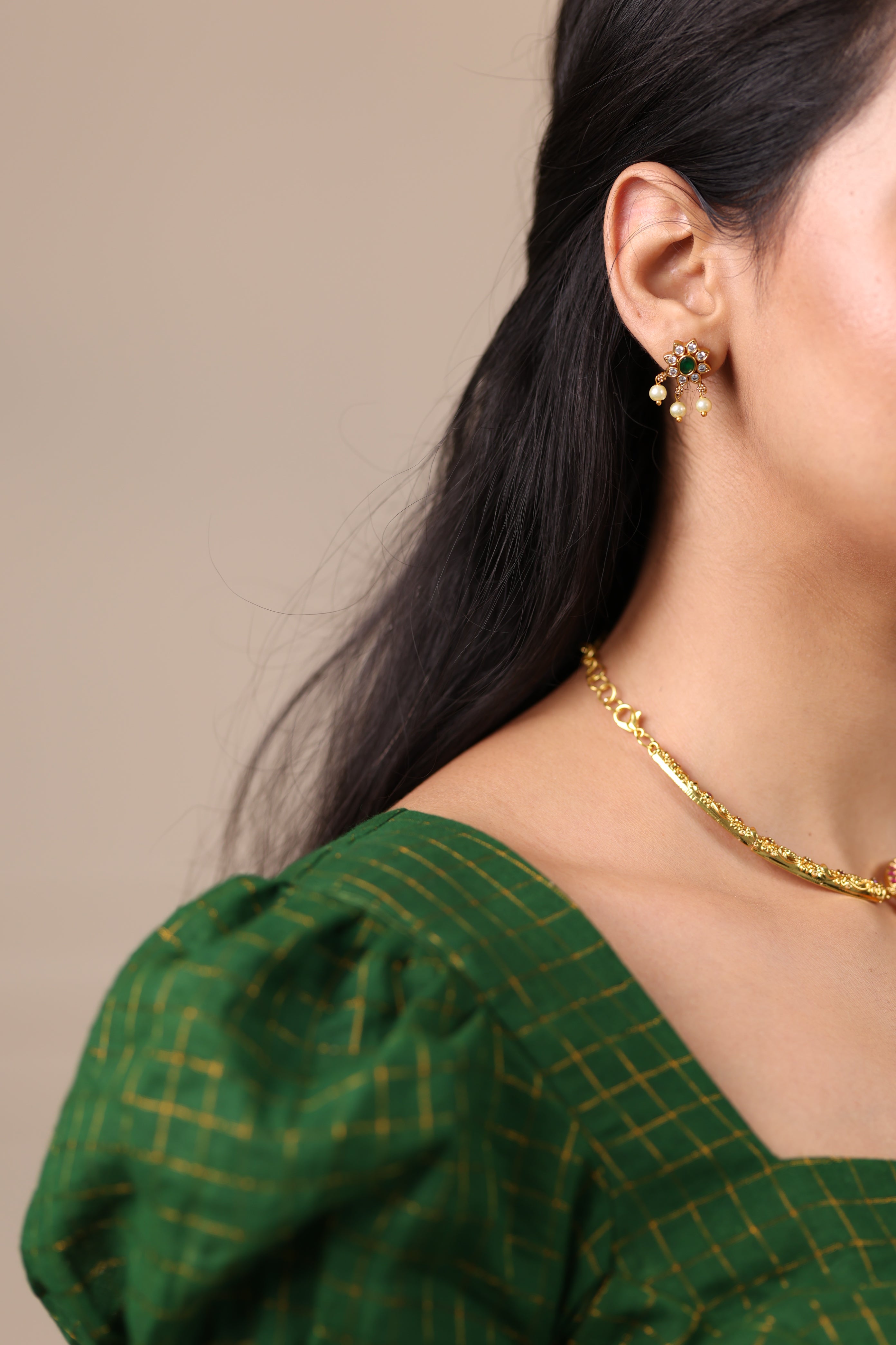 Praneetha kemp pendant Necklace