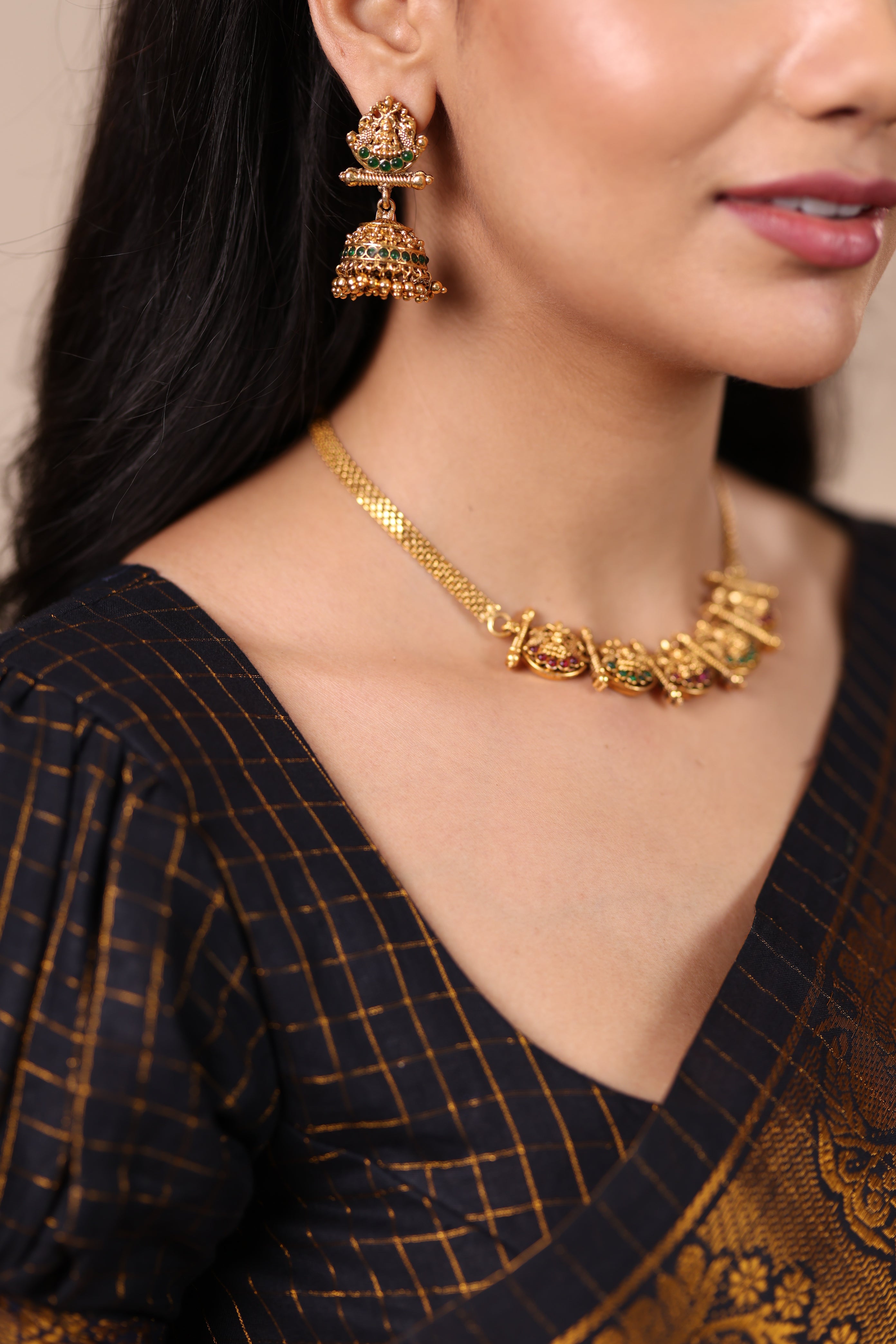 Mia Multicolour Antique Necklace
