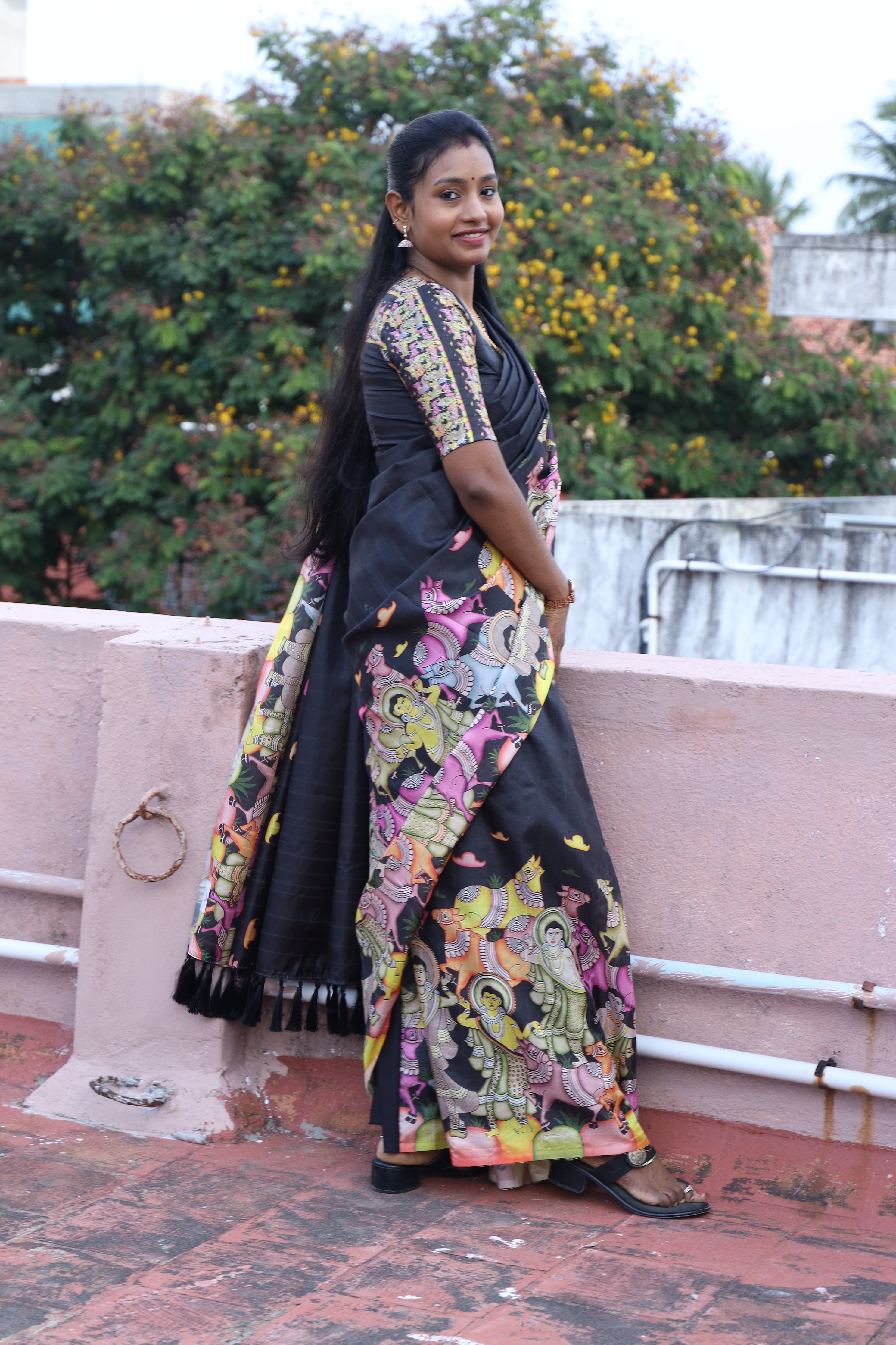 Black pichwai Tussar saree ABD25AP87