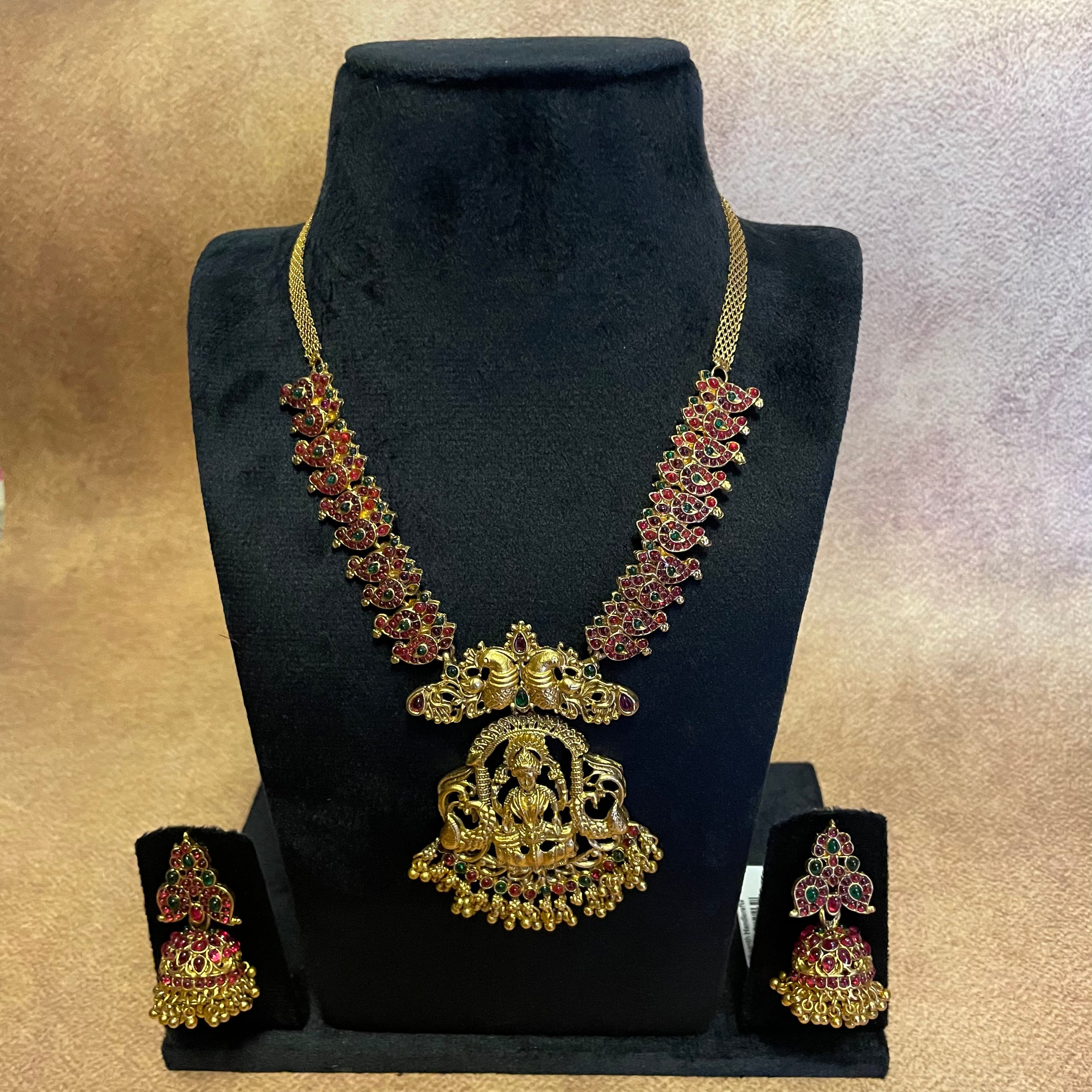 Nandhini kemp jewellery
