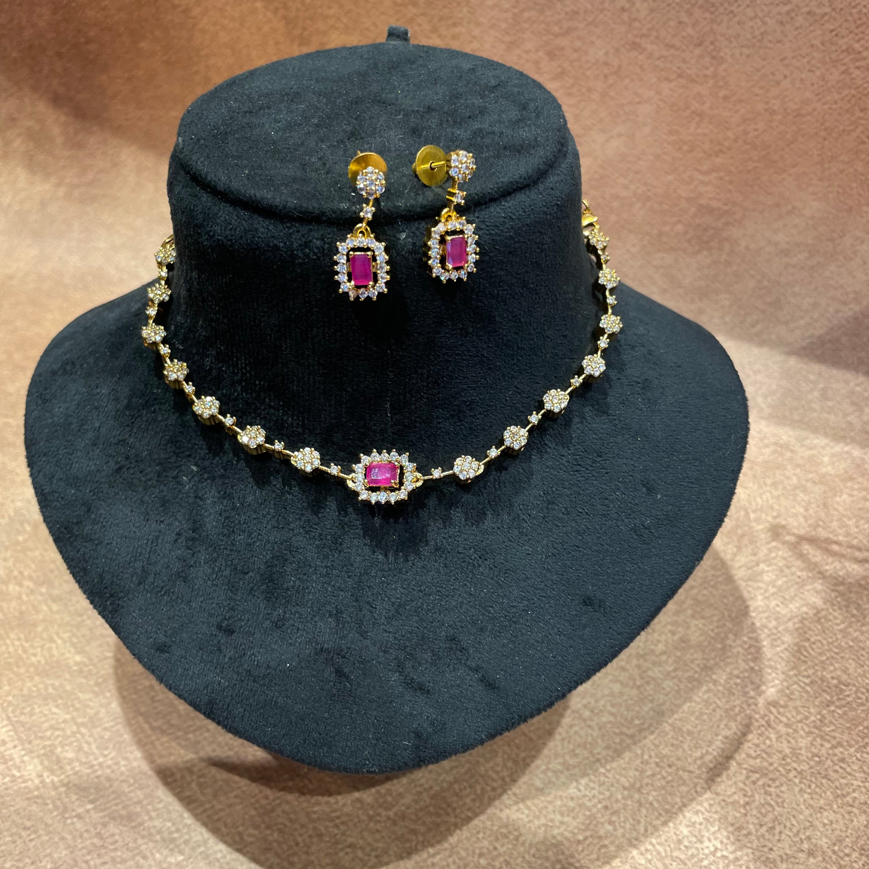 Ruby white AD necklace