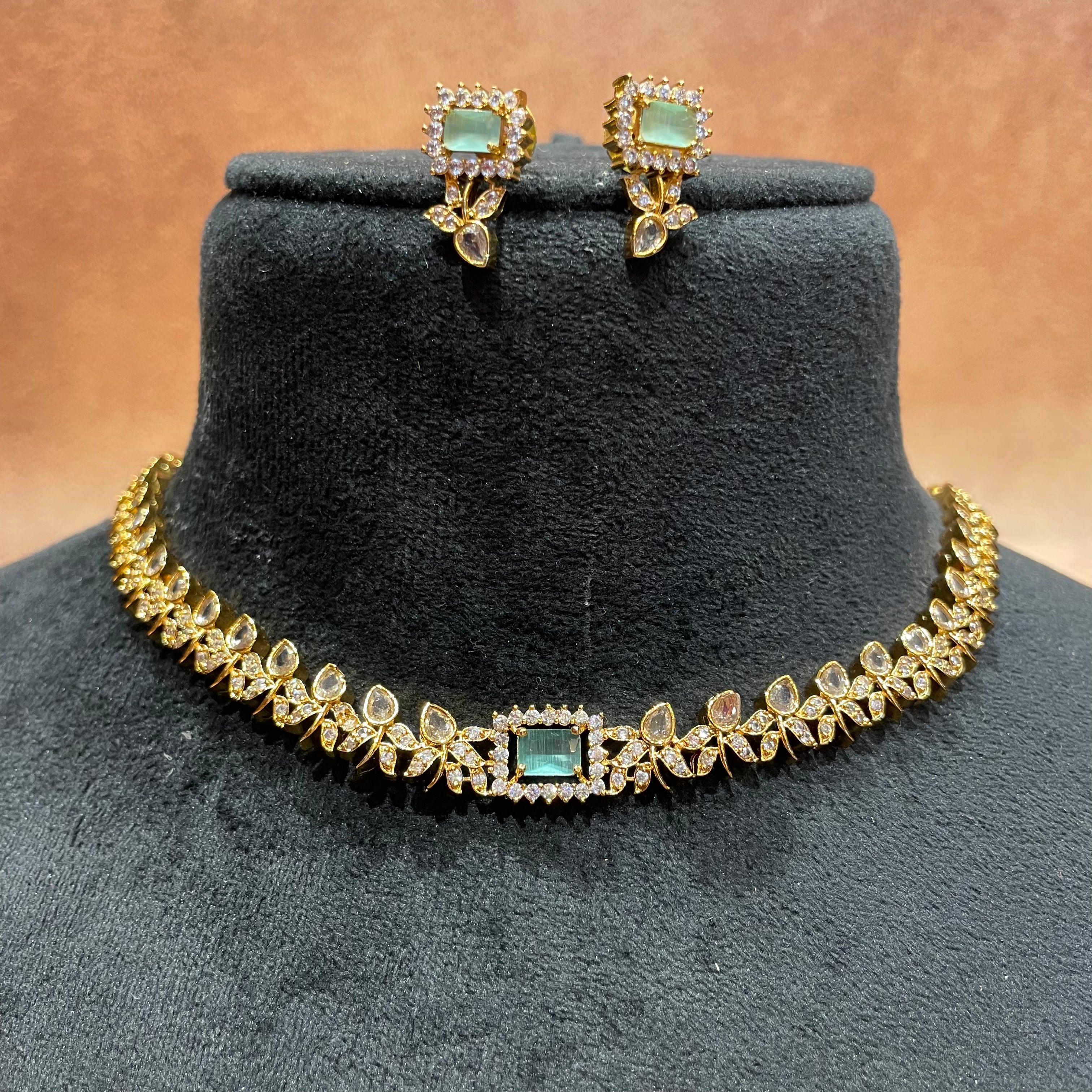 Pastel Greeen Leaf Necklace