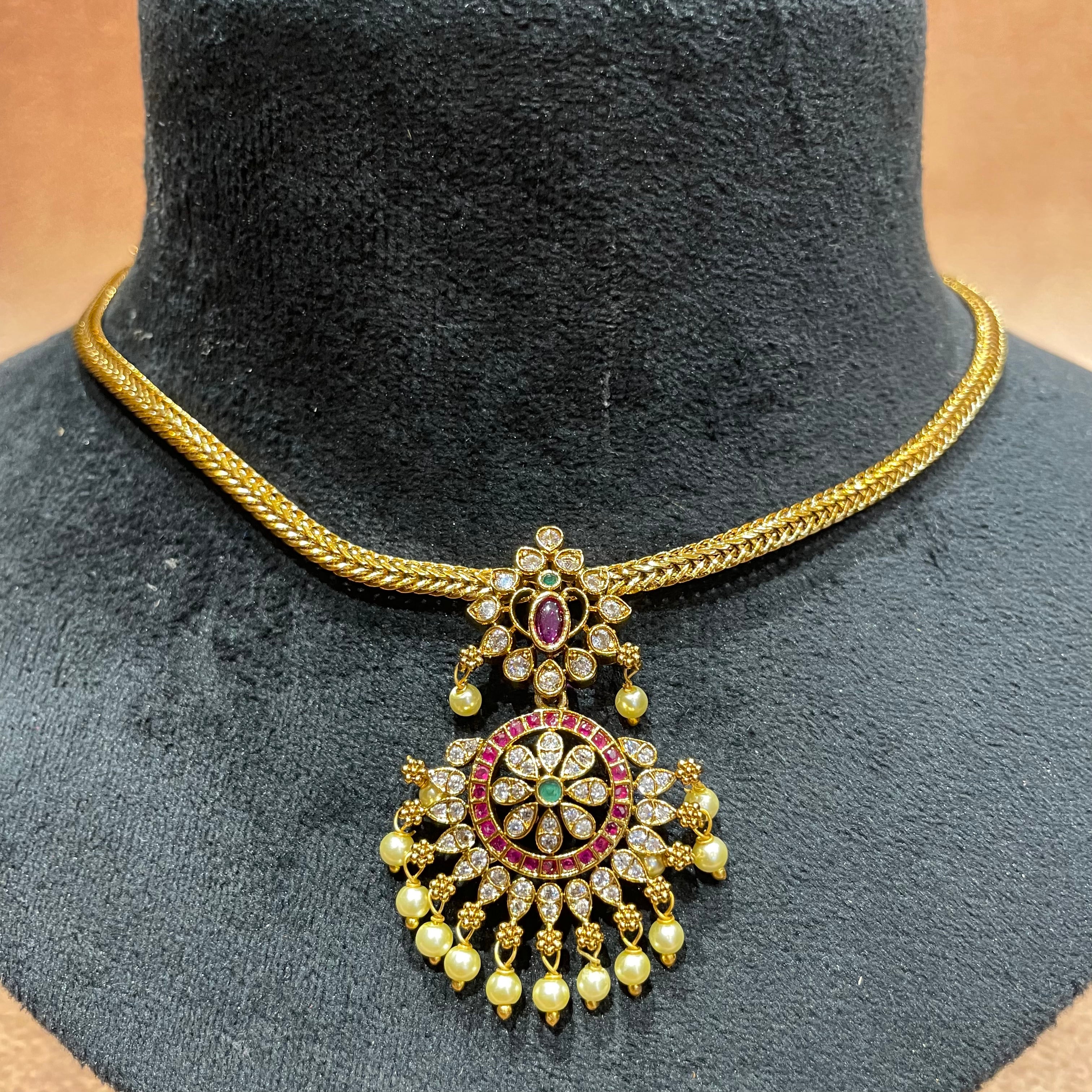 Madhura Antique Attigai