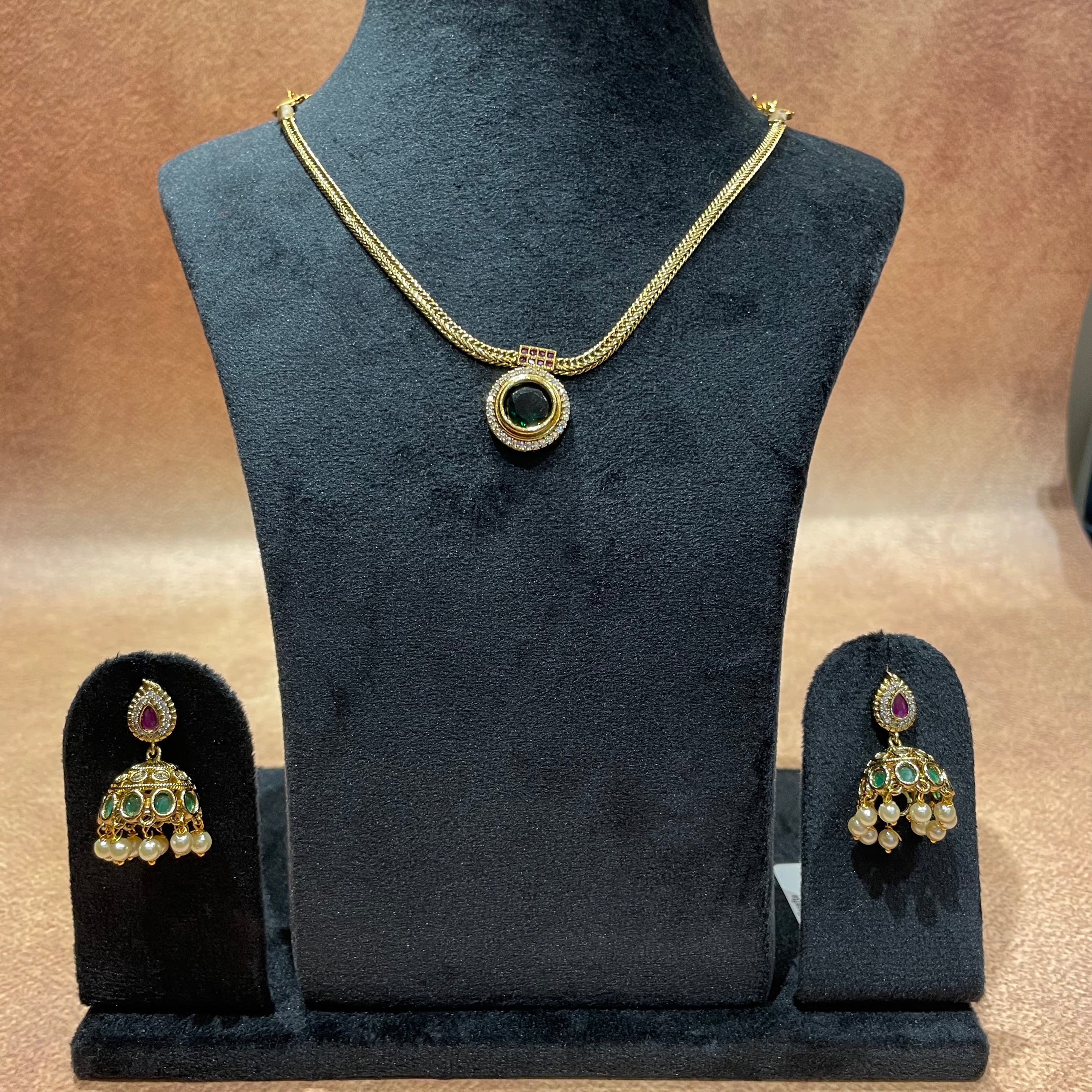 Maragatham Antique Pendant Necklace