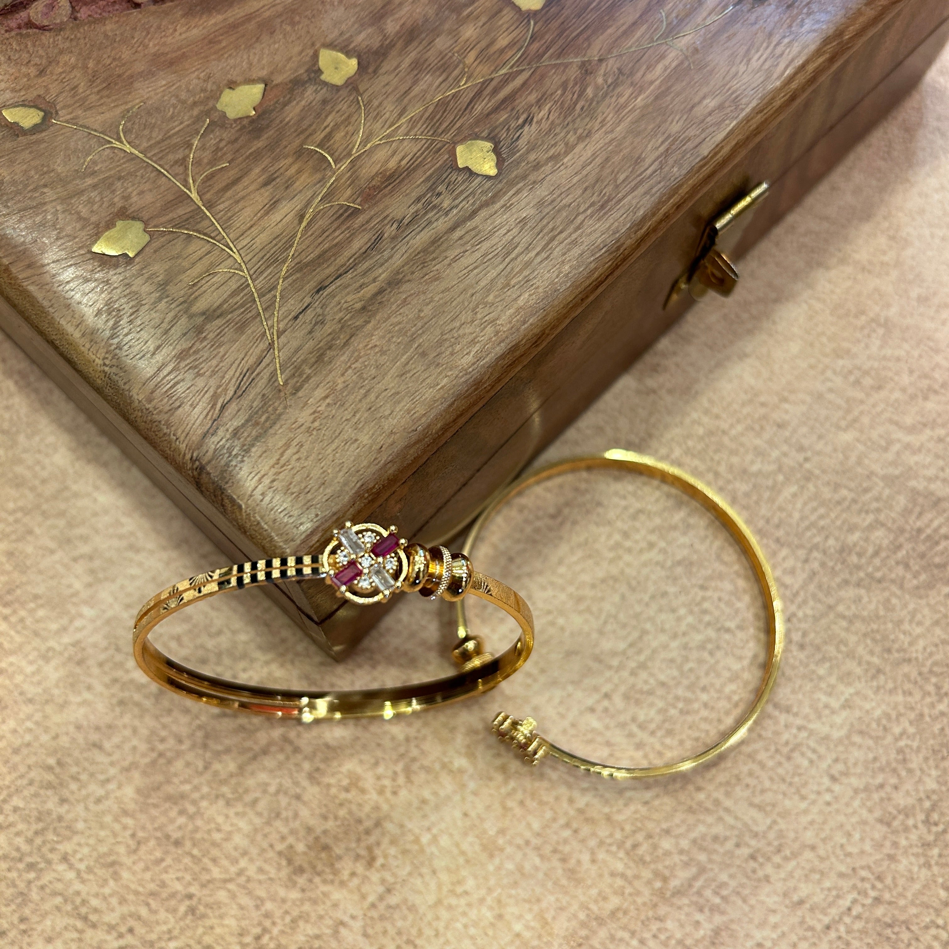 Tarika Adjustable bangle