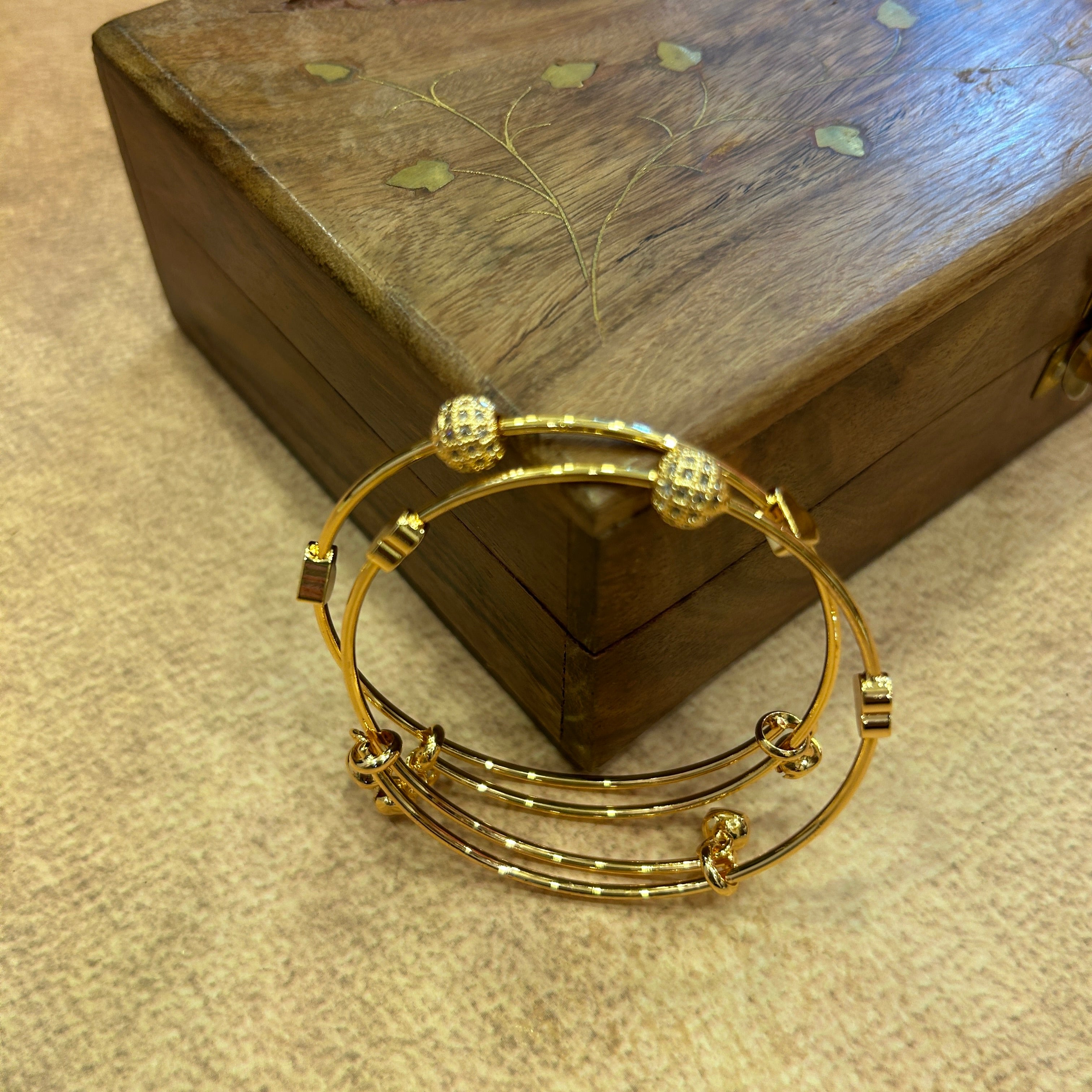 Shriya Adjustable bangle
