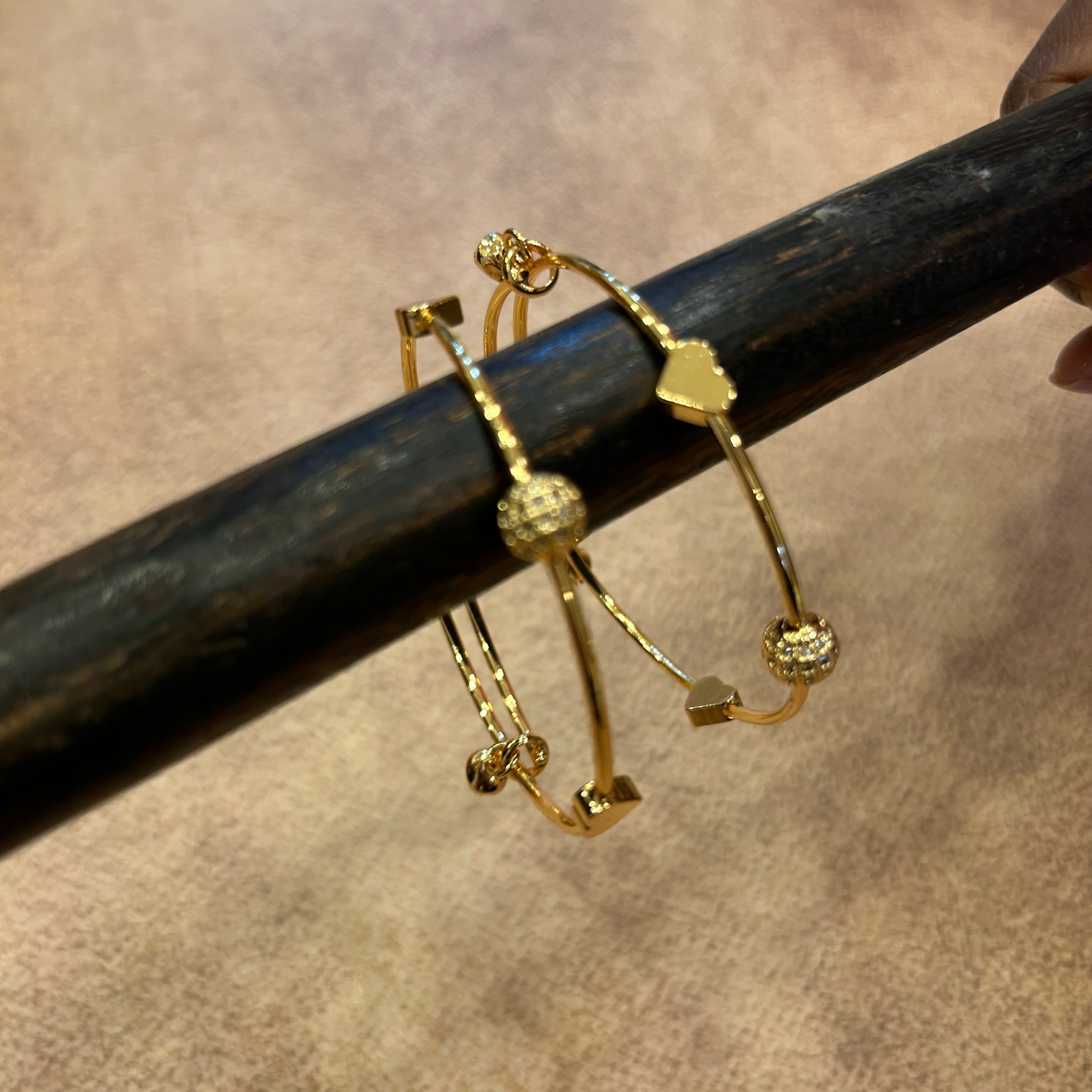 Shriya Adjustable bangle