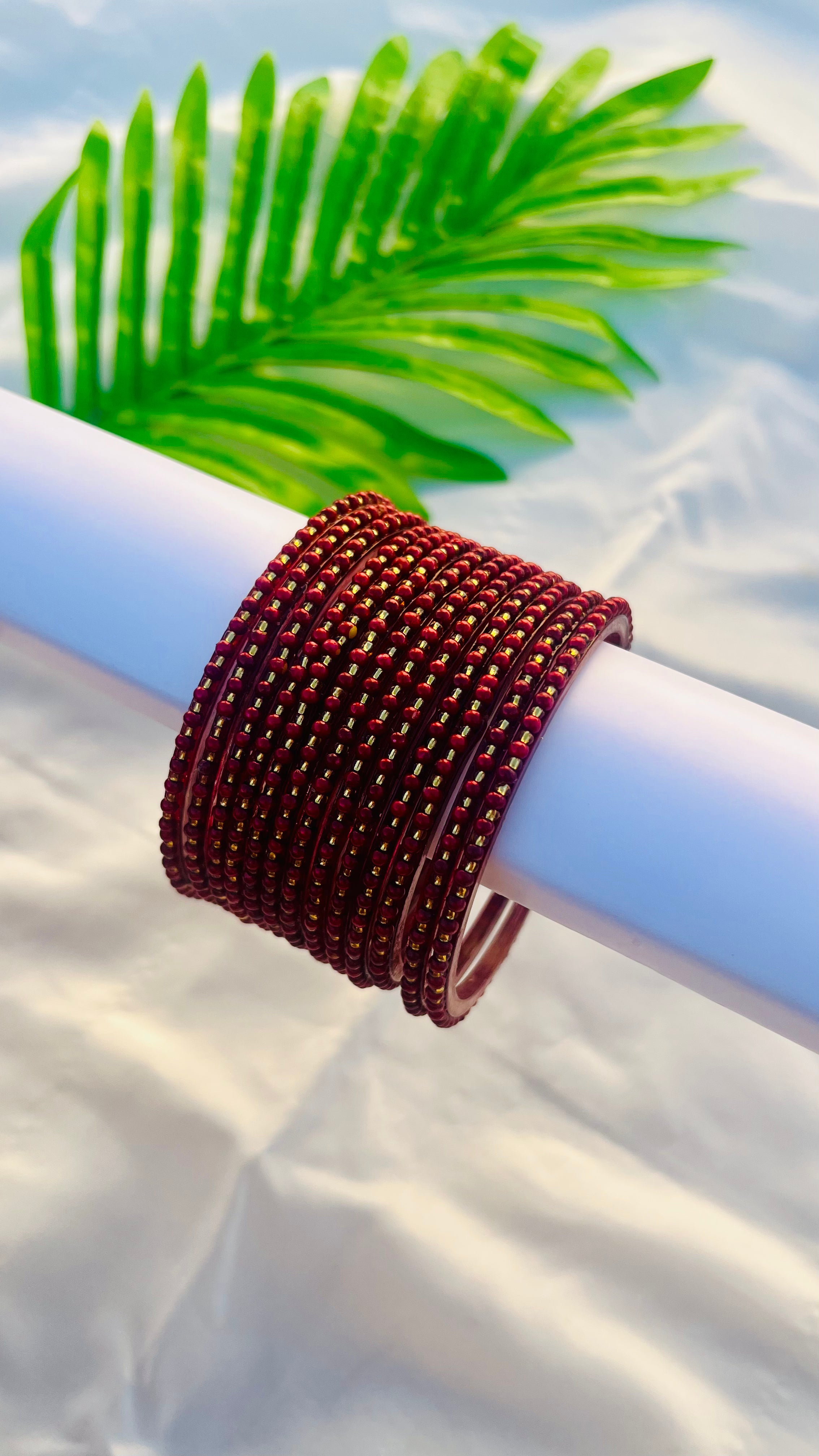 ANIKSHYA MAROON GLASS BANGLE VH072