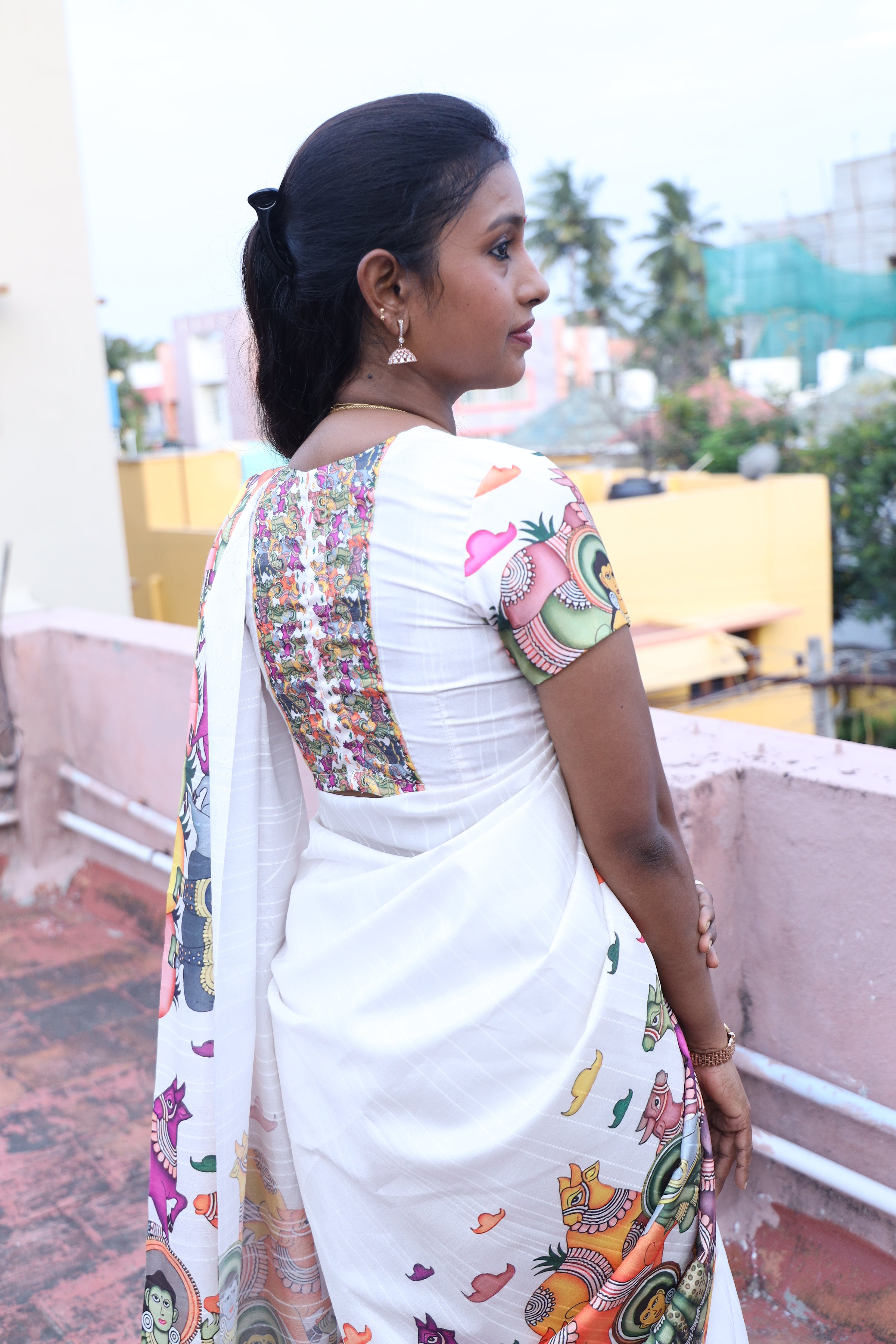 White Digital Pichwai Print Tussar saree ABD25AP88