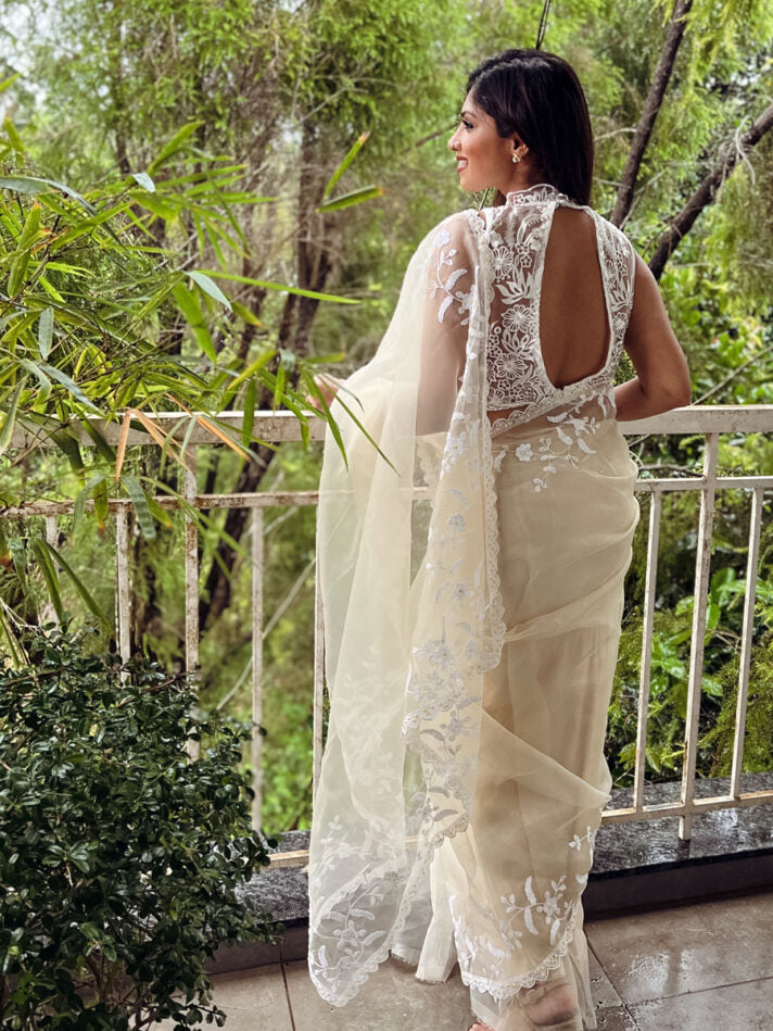 Anikshya Off-White Organza Embroidery Saree